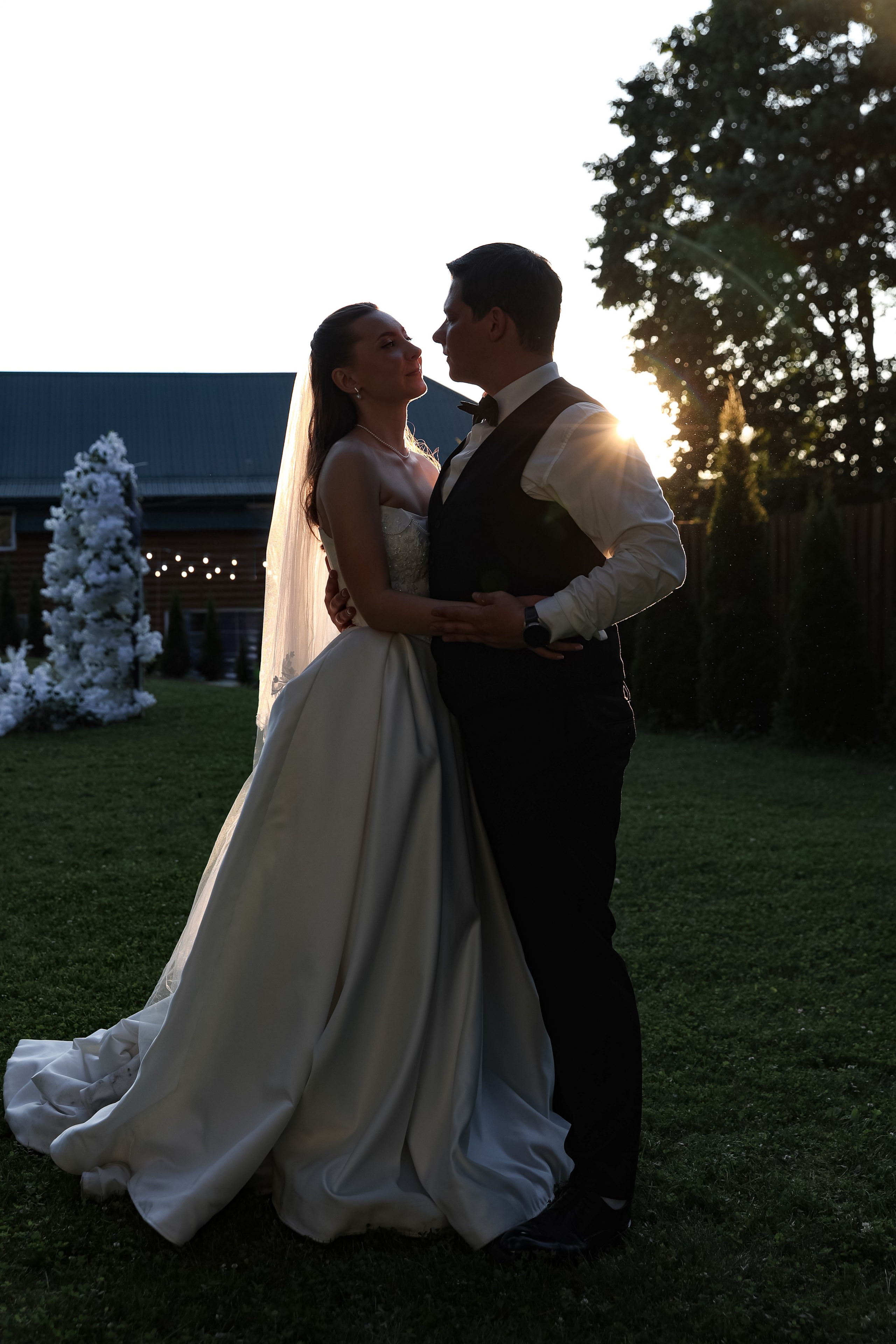 Павел и Дарья. Свадебные фотограф и видеограф в Минске Голдосовы Марина и Вадим