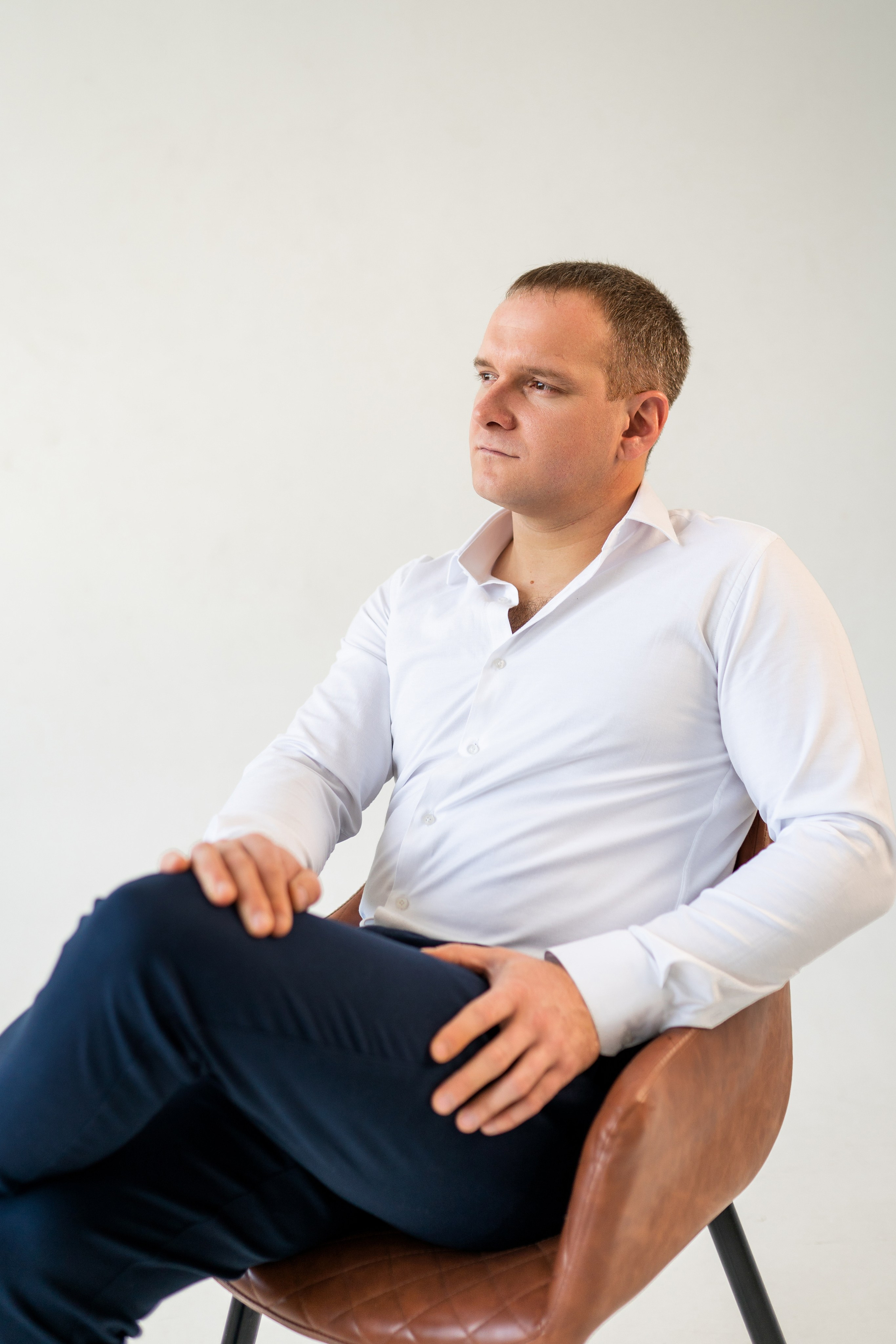 Евгений. Мужская фотосессия в фотостудии. Фотограф в Самаре Иван Булатов