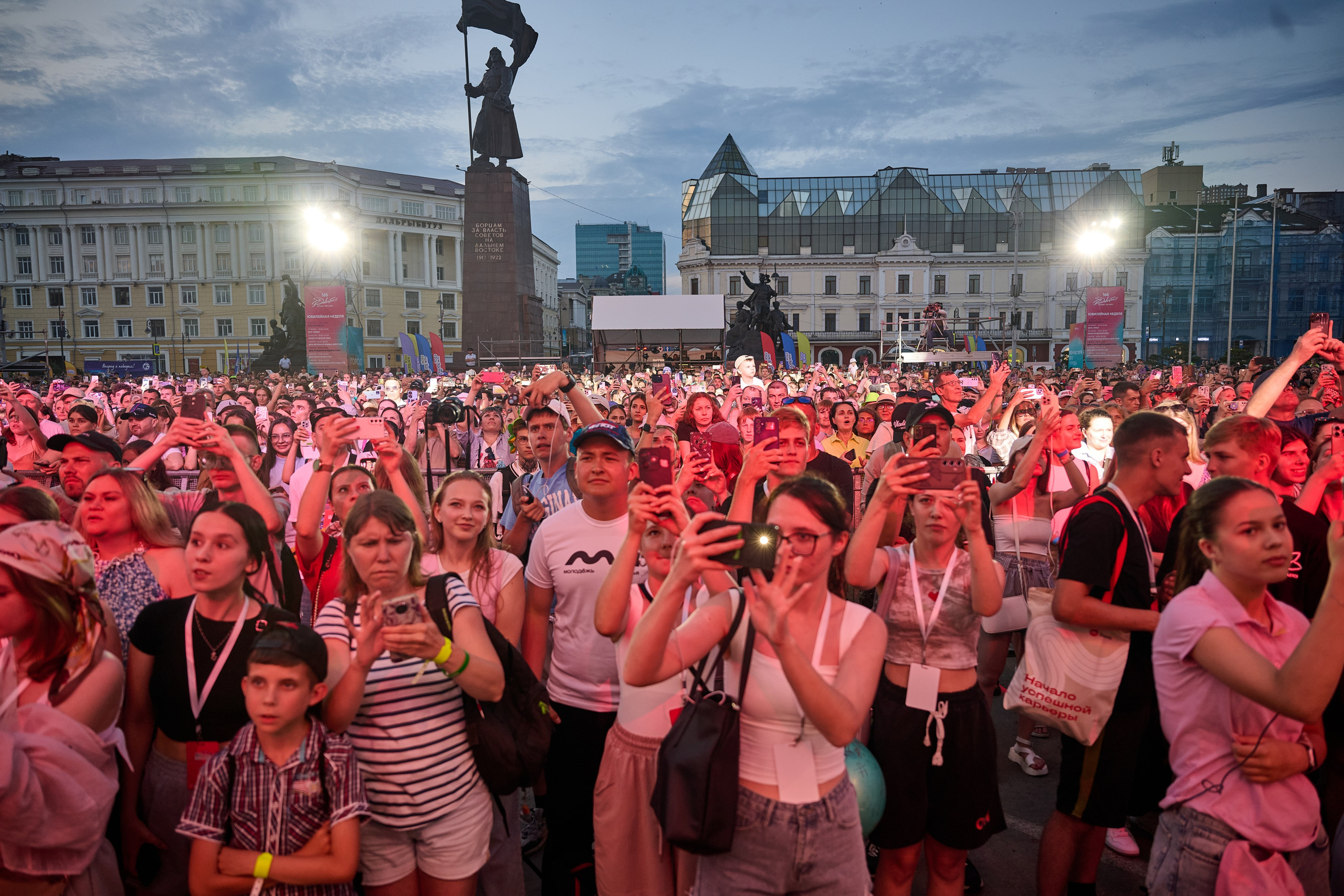 День молодежи вечерняя программа. Профессиональный репортажный фотограф Инесса Иминова