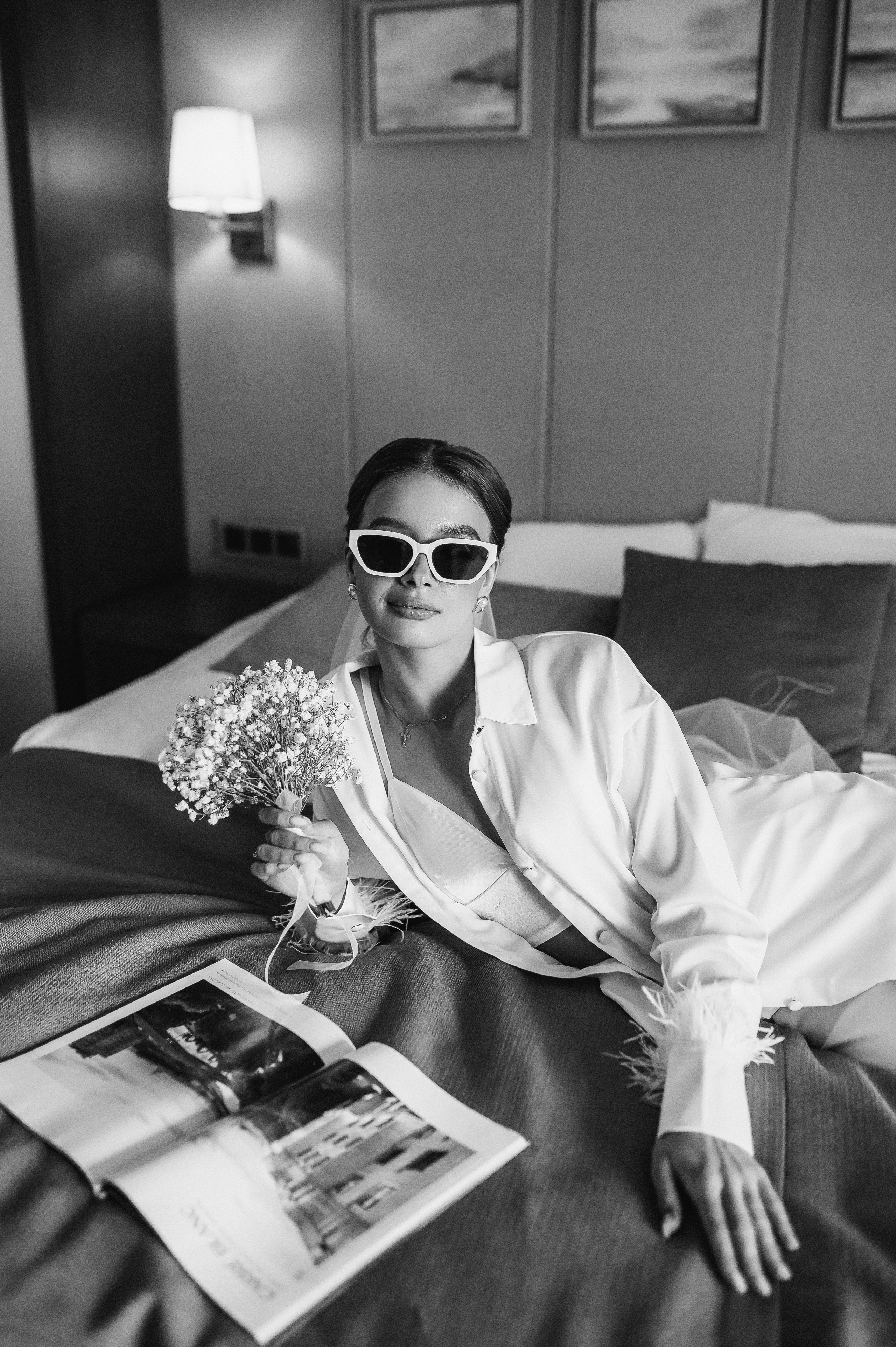 Свадебное утро и прогулка красивой яркой пары. Свадебный и семейный фотограф в Симферополе Дарья Маркова