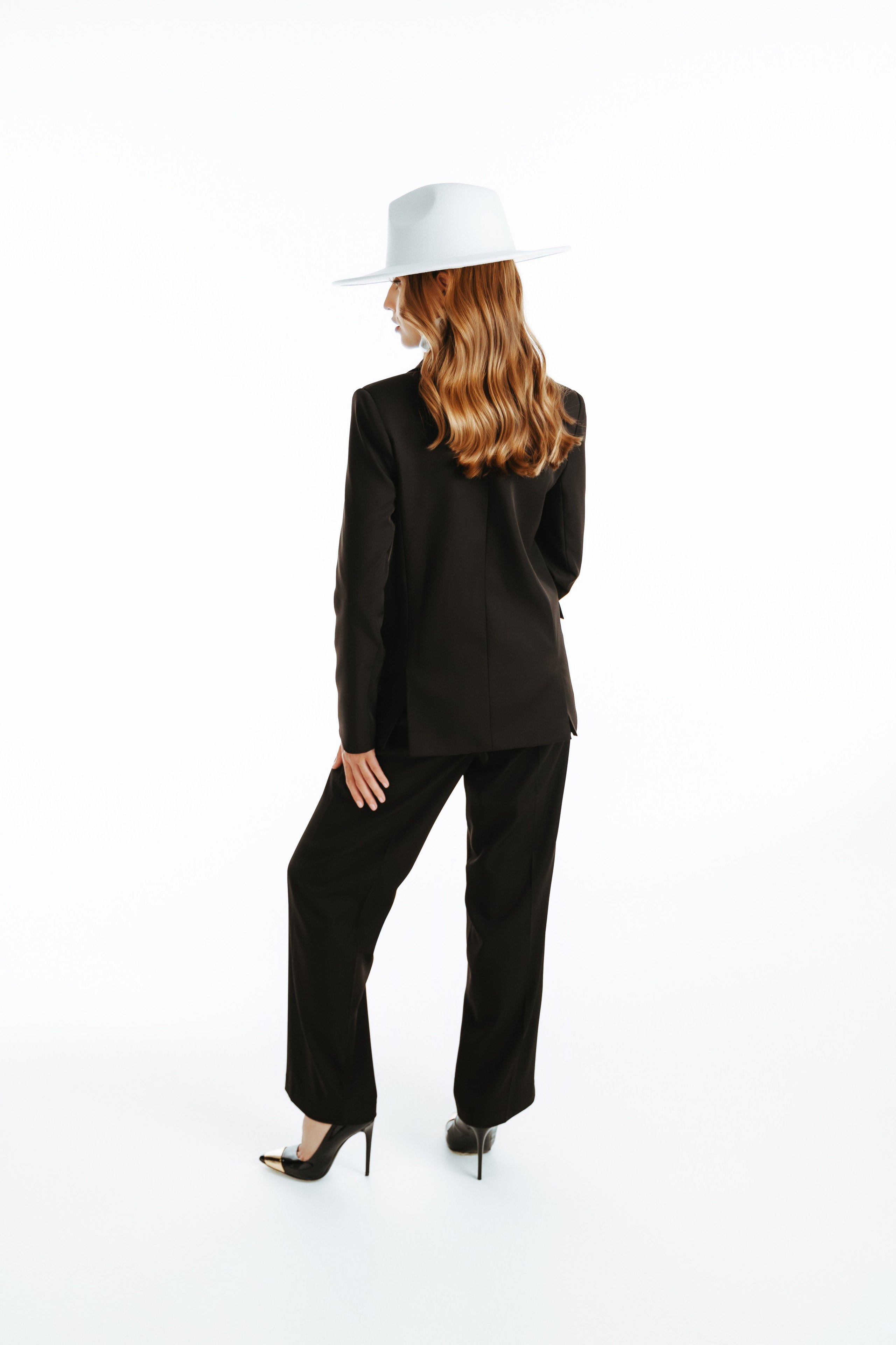 Женские костюмы. Свадебный и семейный фотограф в Краснодаре Диана Смирнова