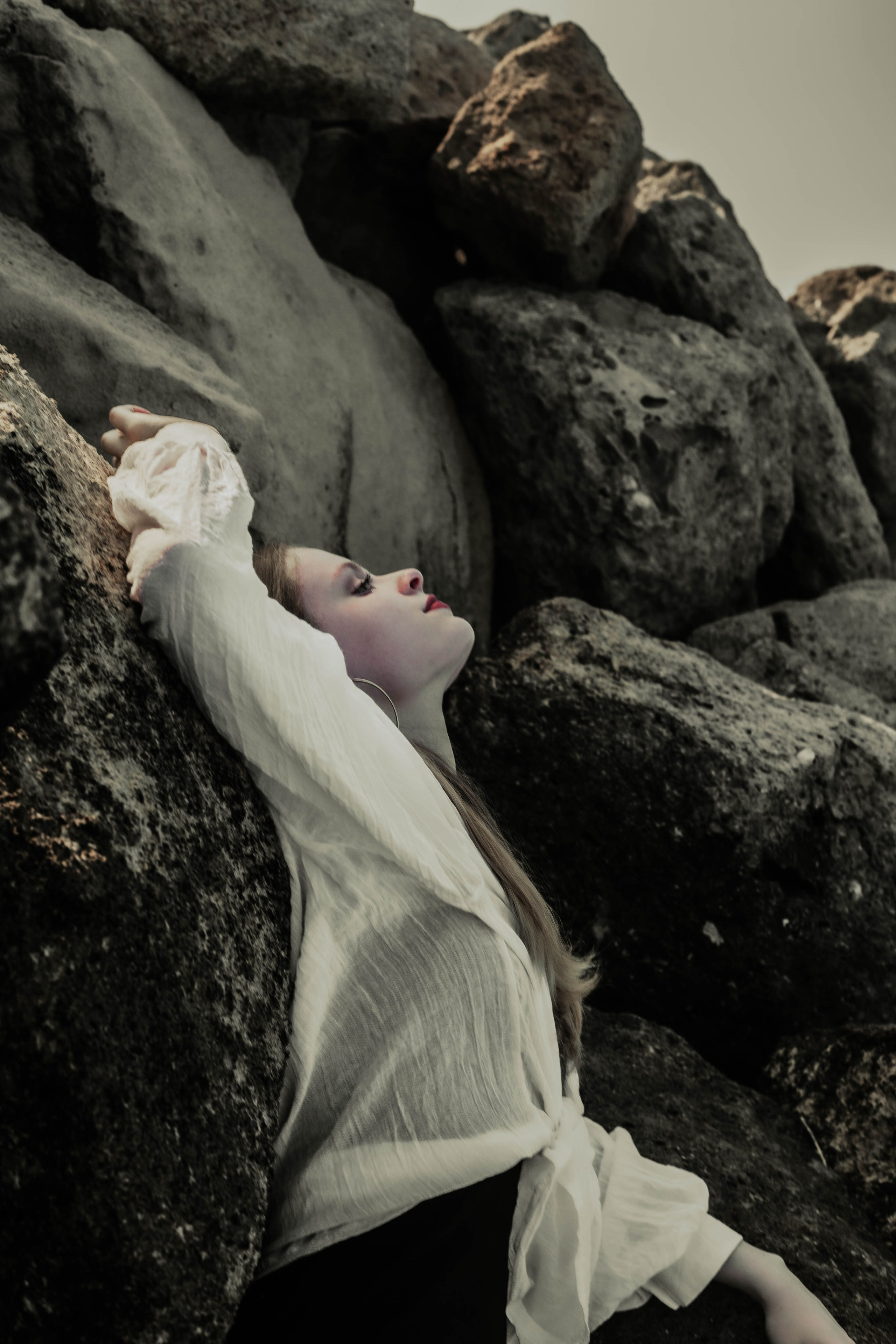 Поцелуи Волн. Уличный фотограф Города N