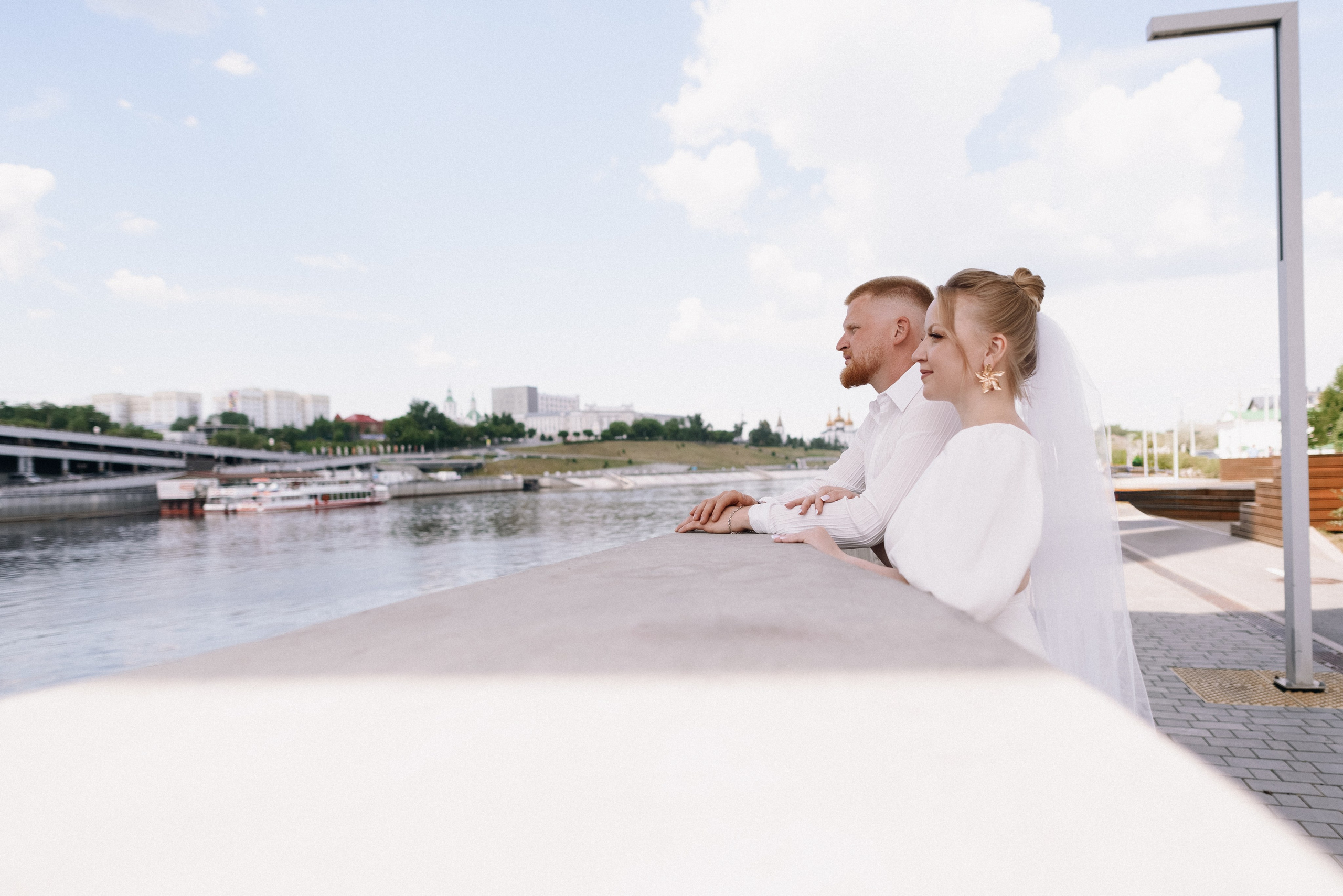 Свадебная фотосессия тюмень мост влюбленных. Фотограф Дарья Мустафина, Тюмень