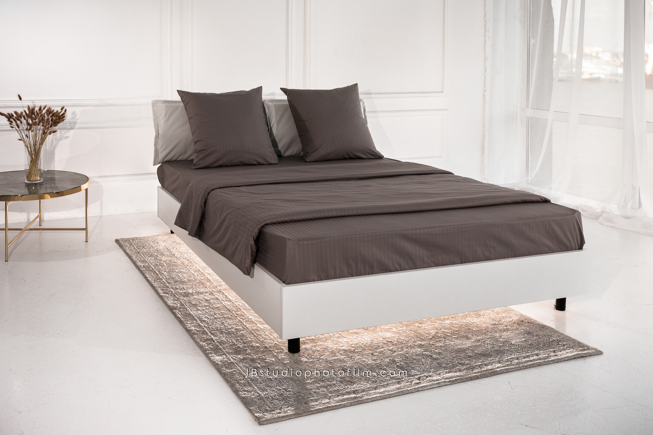 Фотосъёмка мебели — Кровать Торонто