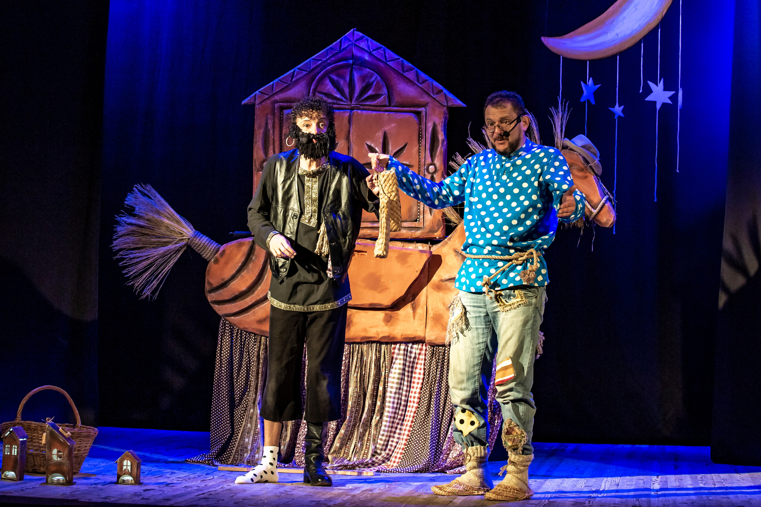 Лапотные сказки спектакль театра Саквояж. Фотограф в Сочи Юрий Шептаев