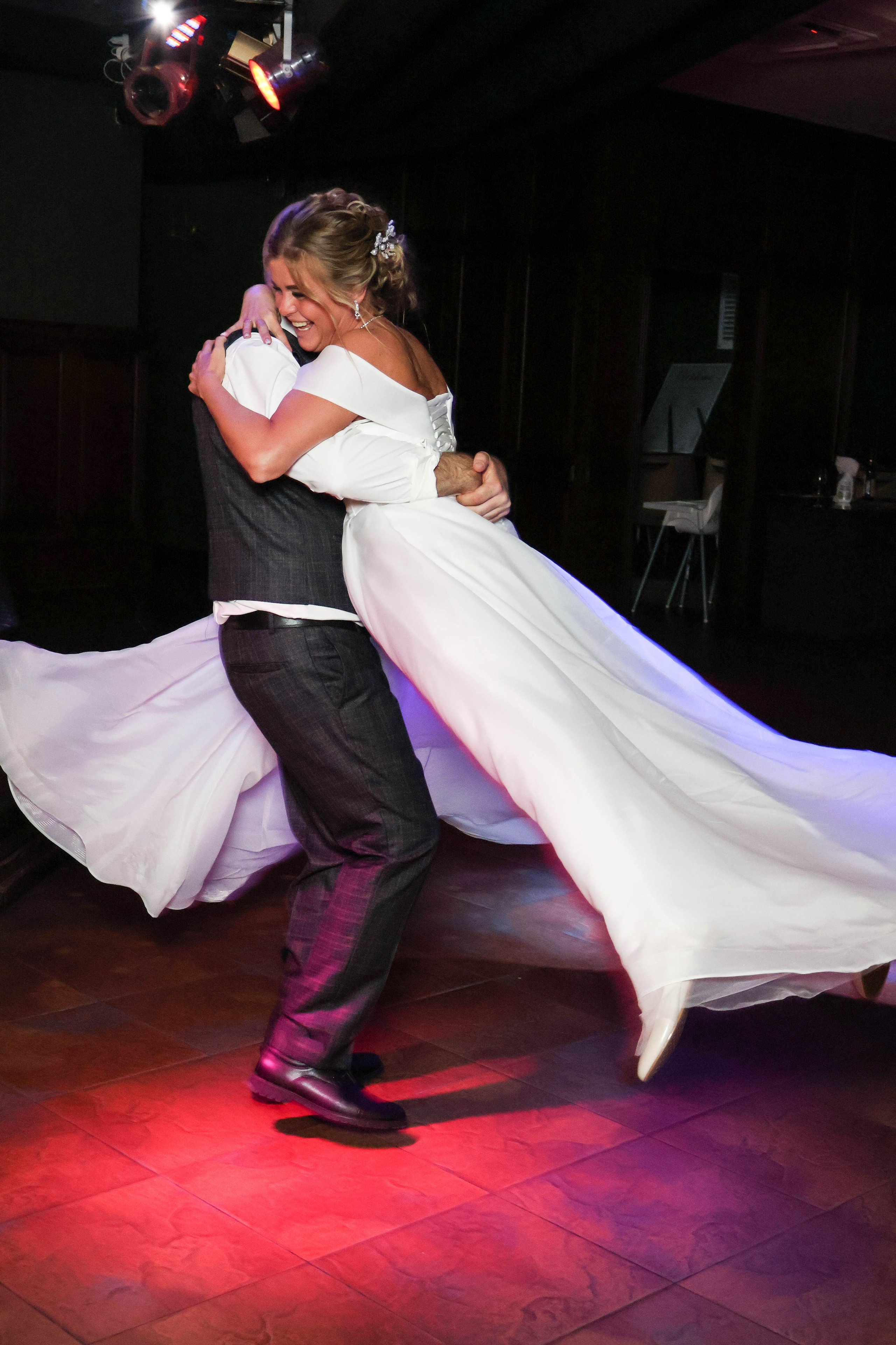 Александр и Юлия. Виктория Шишкова свадебный фотограф Москва и МО (Балашиха, Щелково)