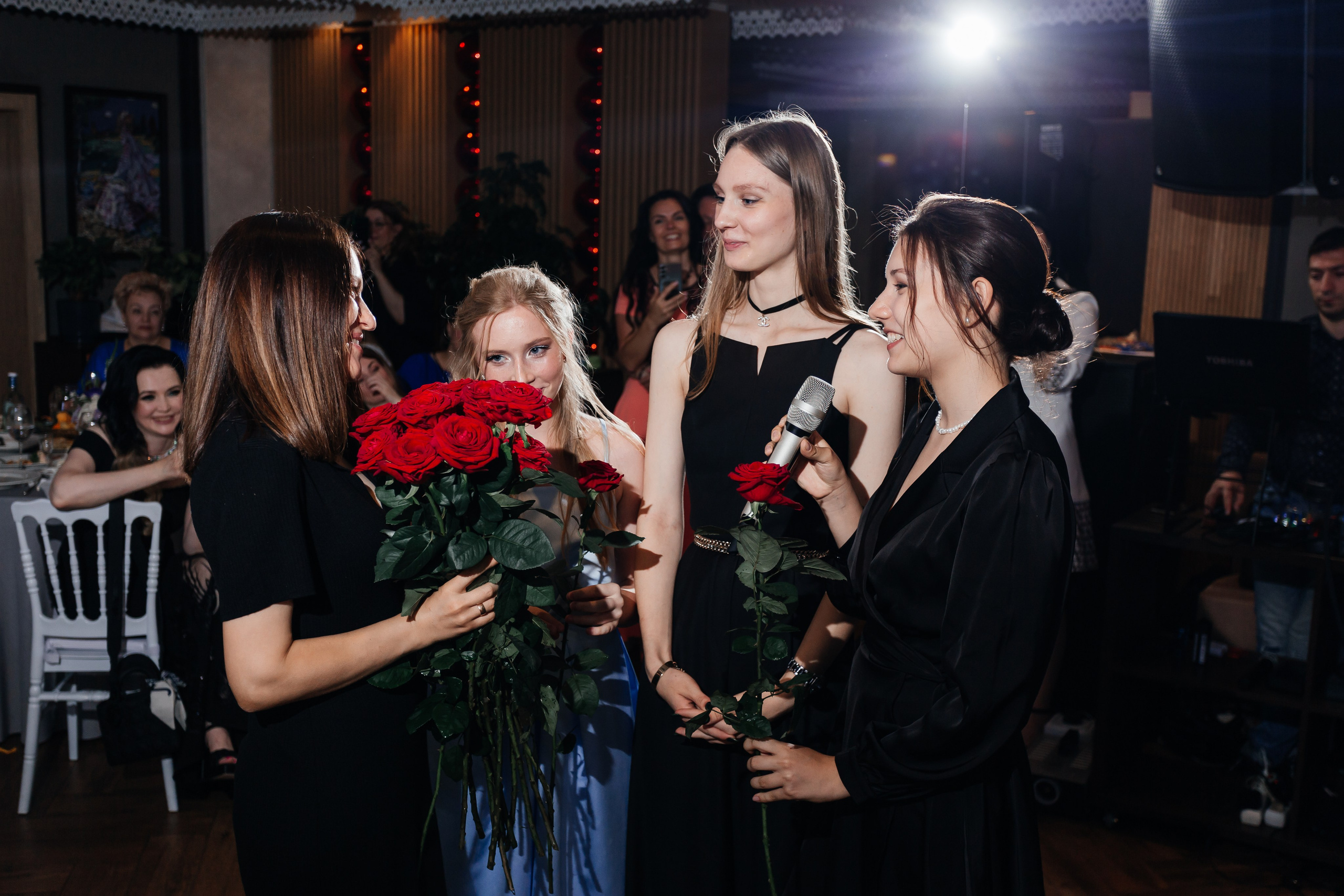 Выпускной 11 «А». Школа № 42. Свадебный фотограф в Краснодаре Николай Крауз