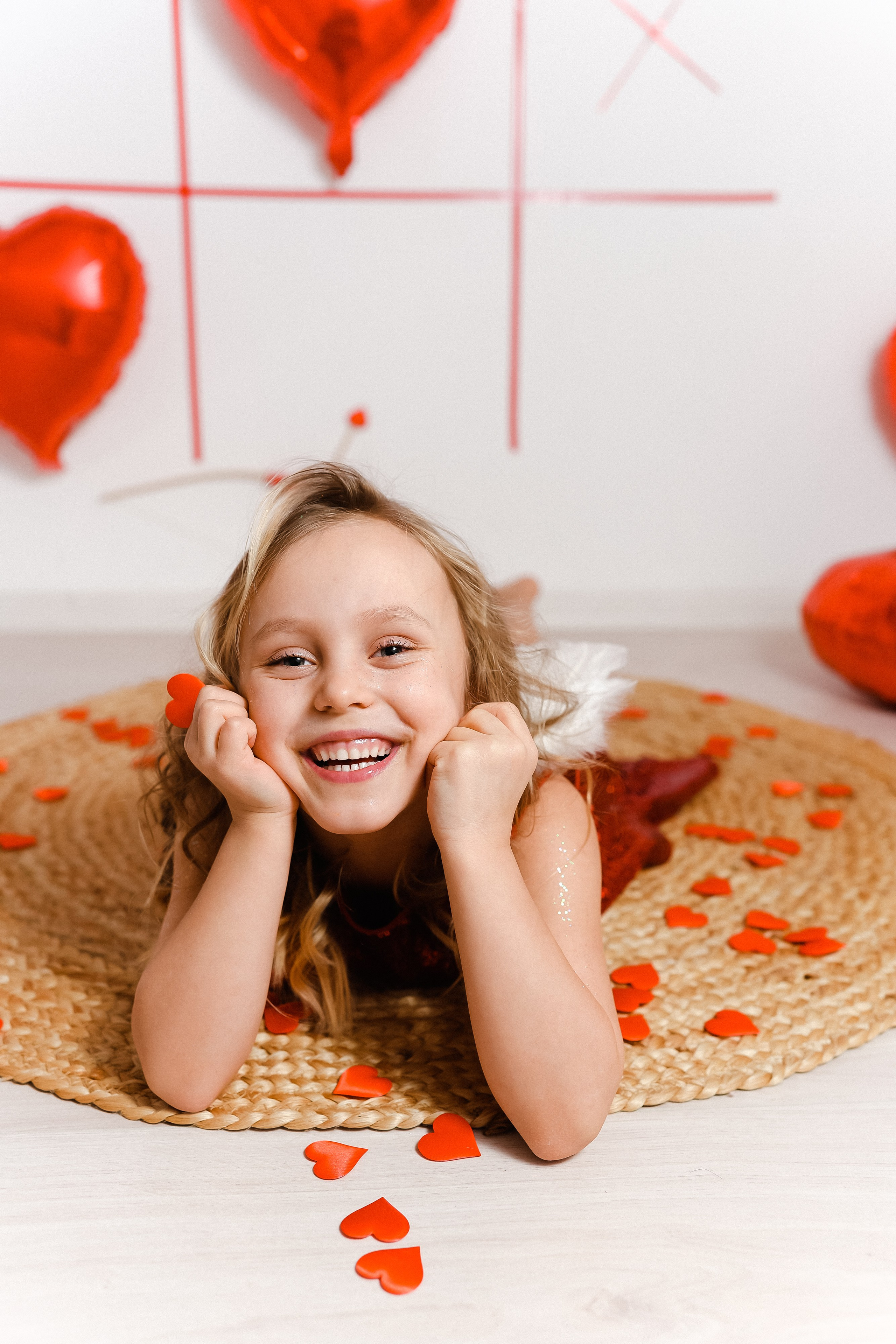 Сердечки. Фотограф новорожденных и детский фотограф в Екатеринбурге Ксени