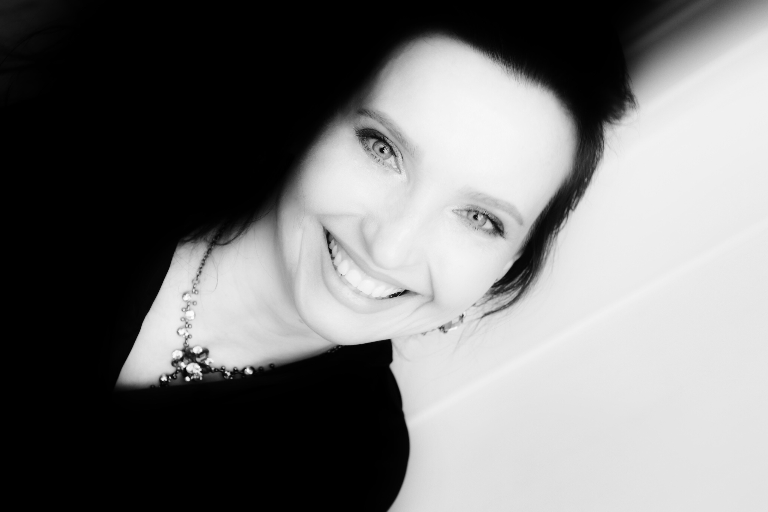 Julia M. III. Juliarubis.com