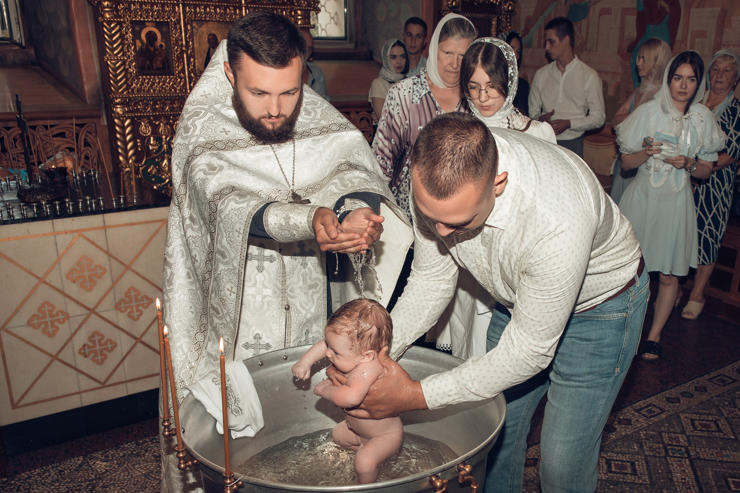 Таинство Крещения Матвея. Спасо-Преображенский храм (Спаса на Яру). Семейный фотограф в Рязани и Рязанской области