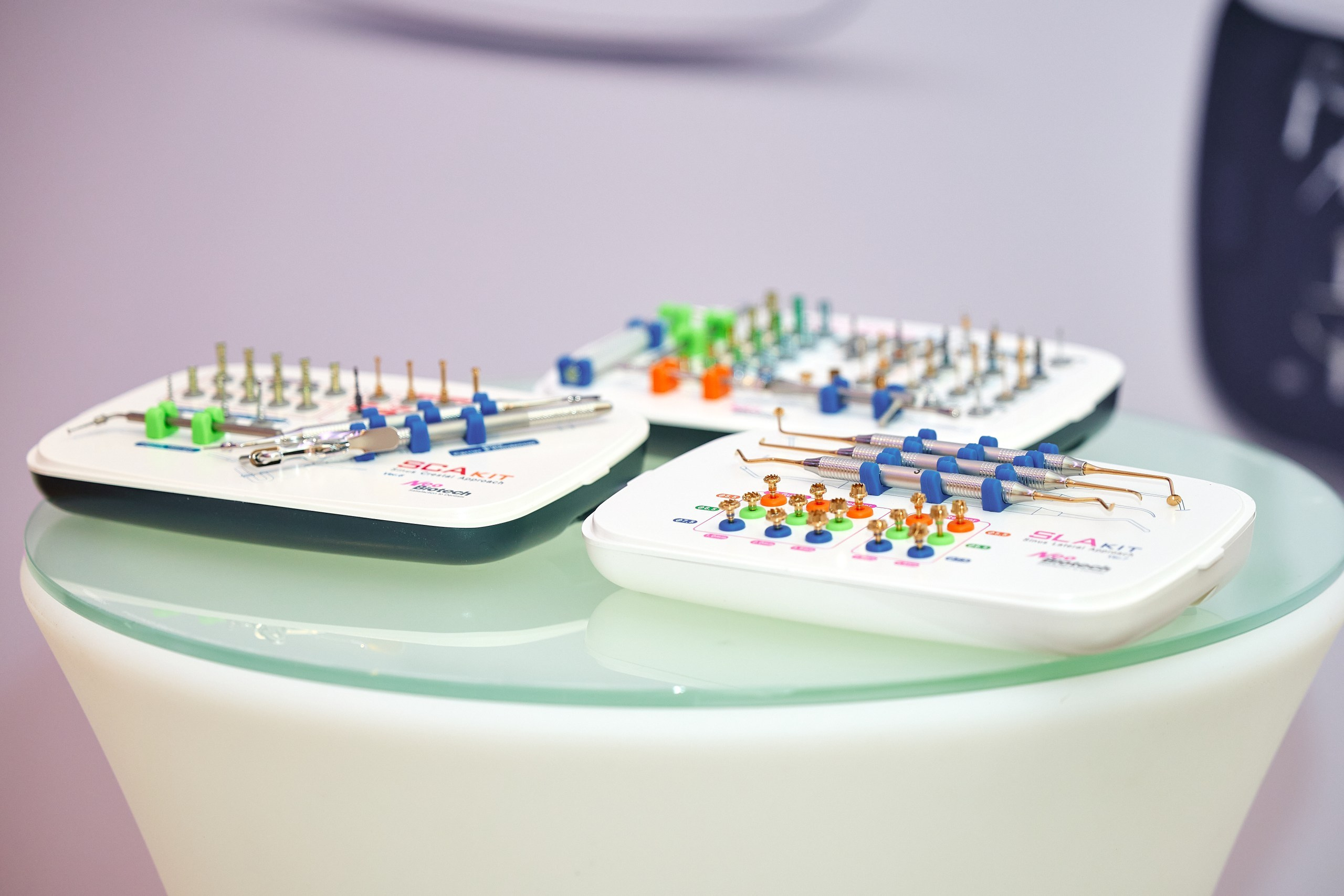 Конгресс имплантологов Neo Biotech 2025. Антон Артюшин, портретный фотограф. Москва