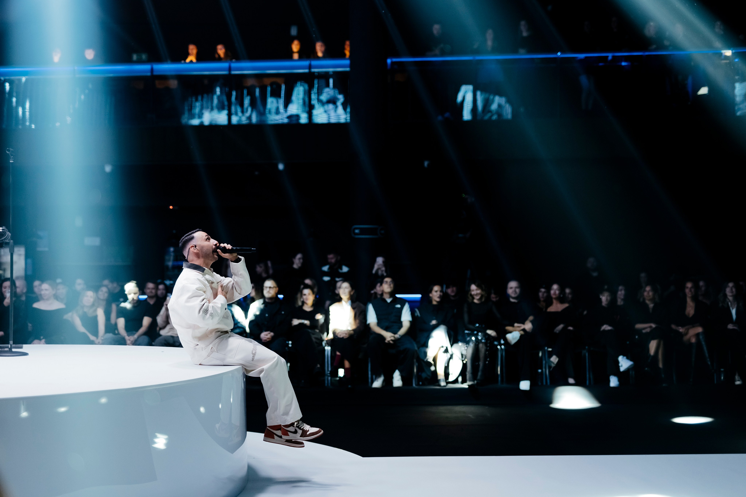L'one — Пиросмани Закрытая презентация альбома. Репортажный, event, концертный и backstage фотограф из Москвы Виталий Кривцов