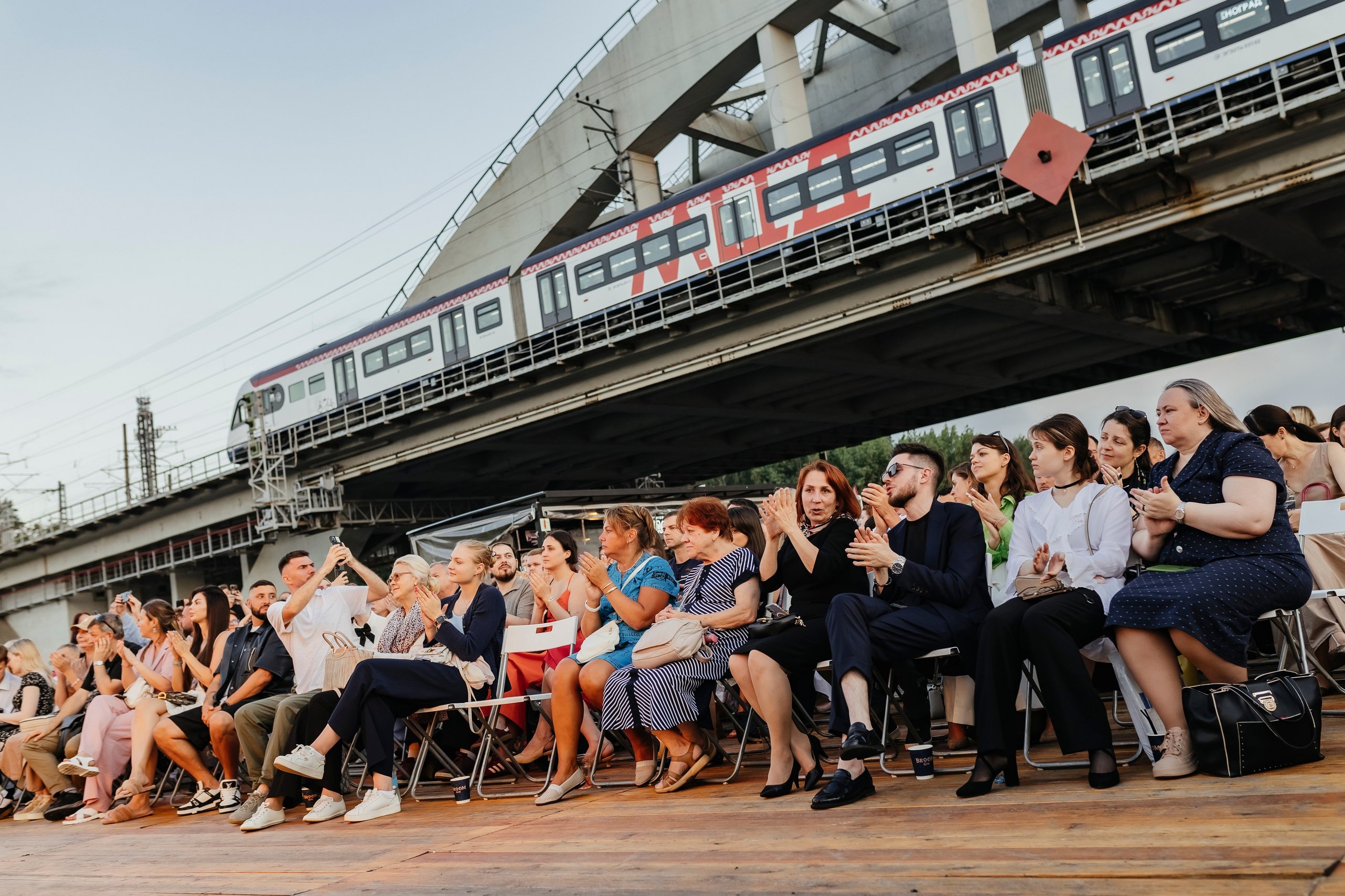 Хор Сретенского Монастыря выступление на корабле. Репортажный, event, концертный и backstage фотограф из Москвы Виталий Кривцов