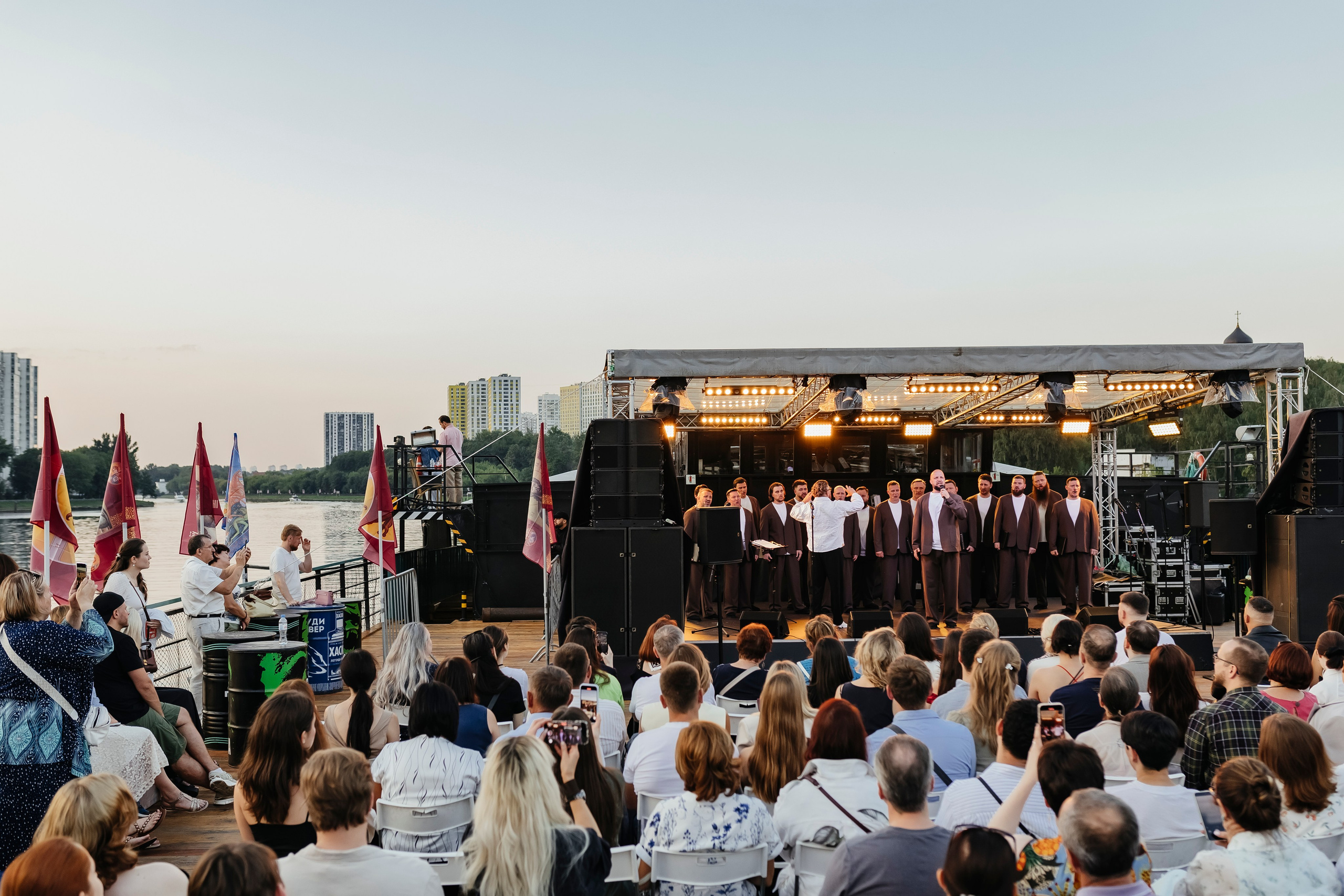 Хор Сретенского Монастыря выступление на корабле. Репортажный, event, концертный и backstage фотограф из Москвы Виталий Кривцов