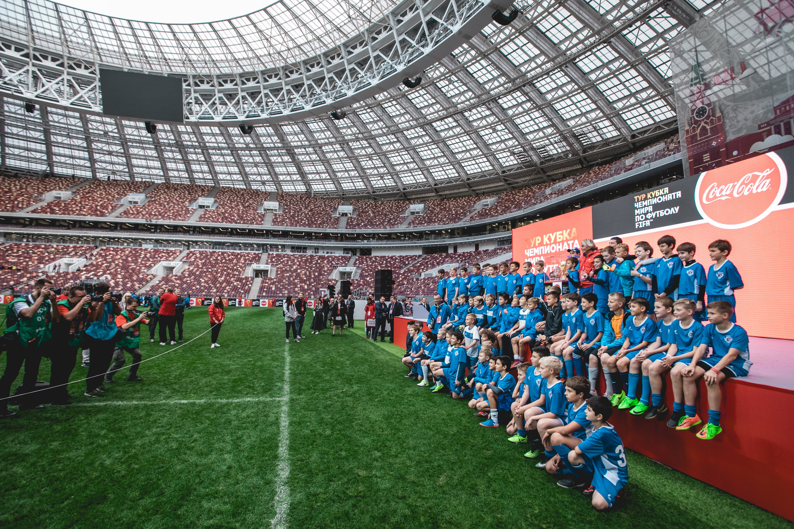 Тур кубка ЧМ по футболу 2018. Репортажный, event, концертный и backstage фотограф из Москвы Виталий Кривцов
