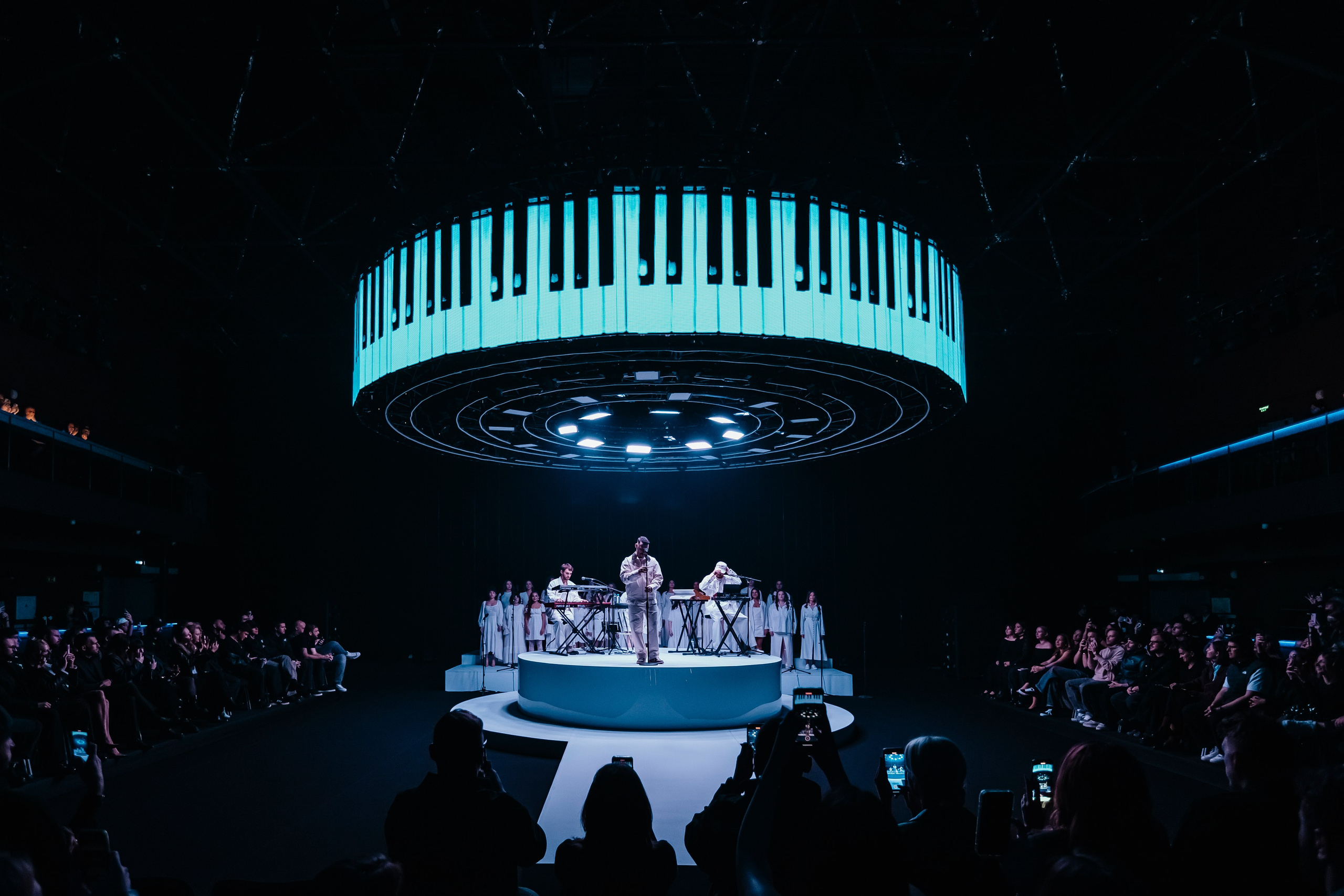 L'one — Пиросмани Закрытая презентация альбома. Репортажный, event, концертный и backstage фотограф из Москвы Виталий Кривцов