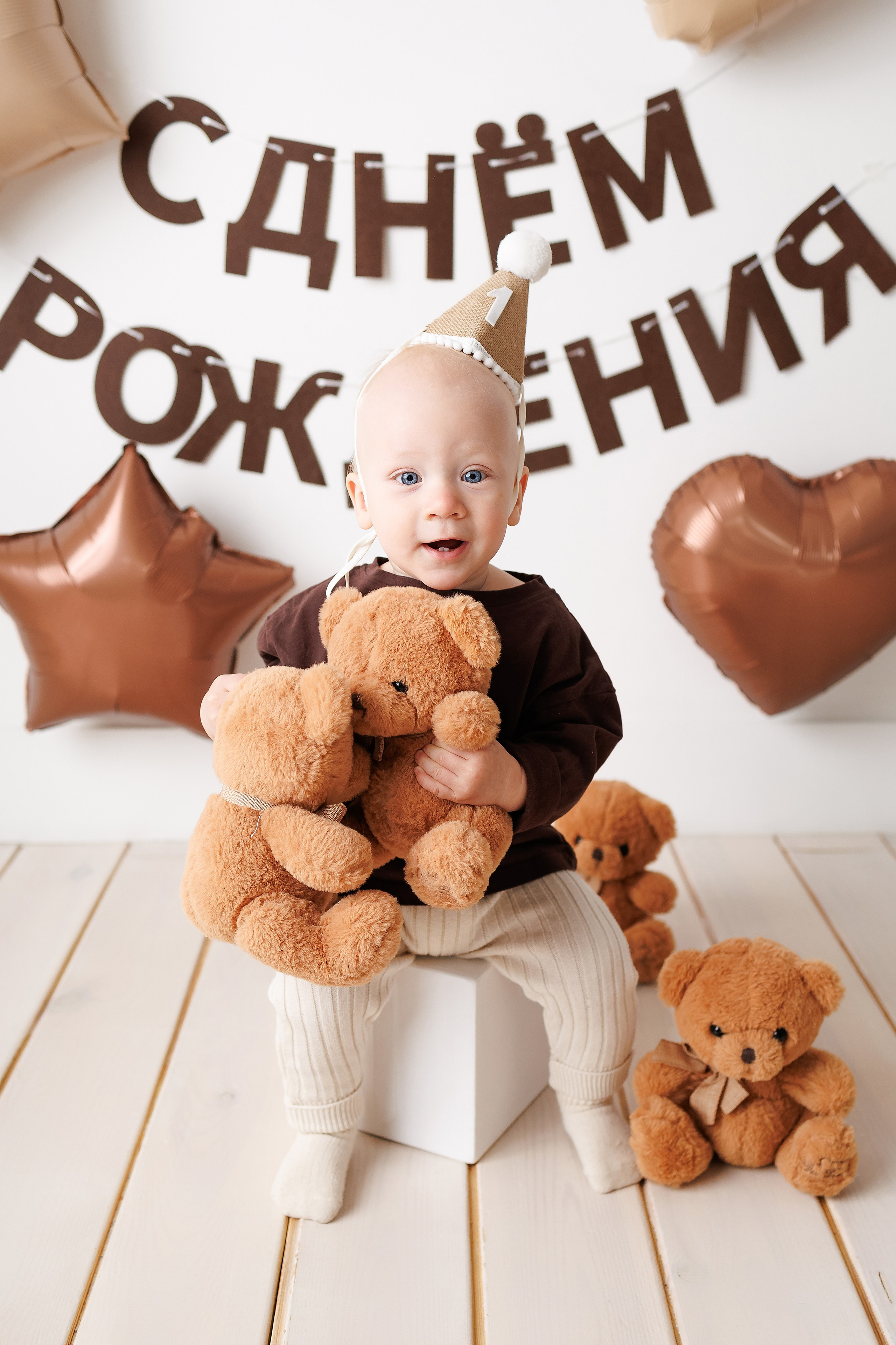 Мишеньке 1 годик. Фотограф новорожденный малышей Новосибирск