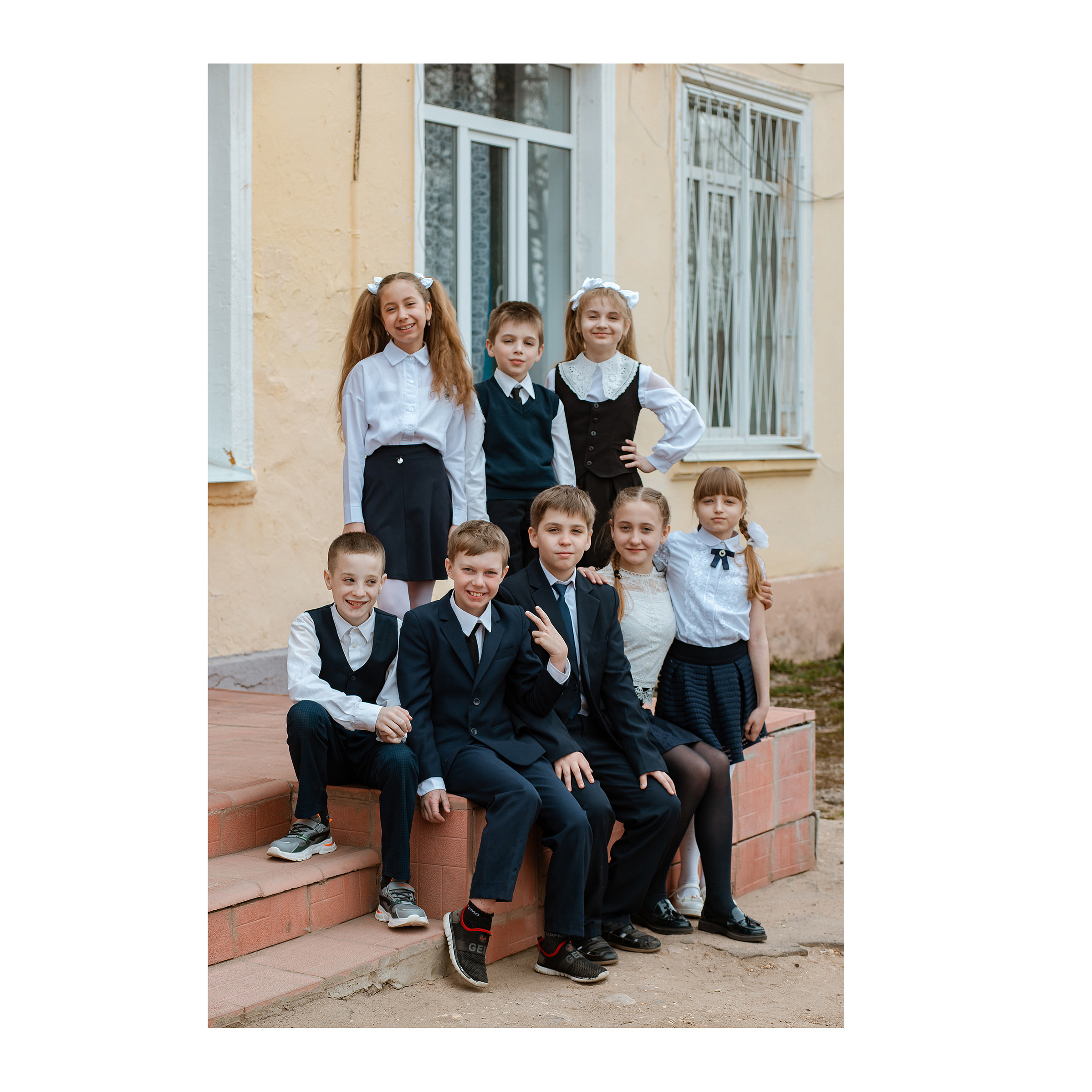 Многостраничная книга Интервью, 24 страницы «Лукоморье». Студия выпускных альбомов Остров от 1400 р