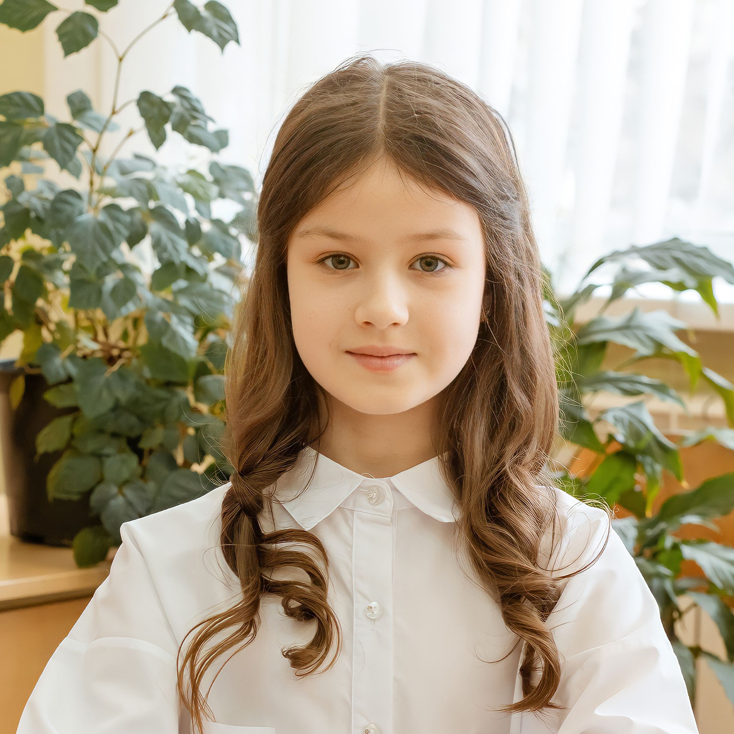 Многостраничная книга Интервью, 24 страницы «Блик». Студия выпускных альбомов Остров