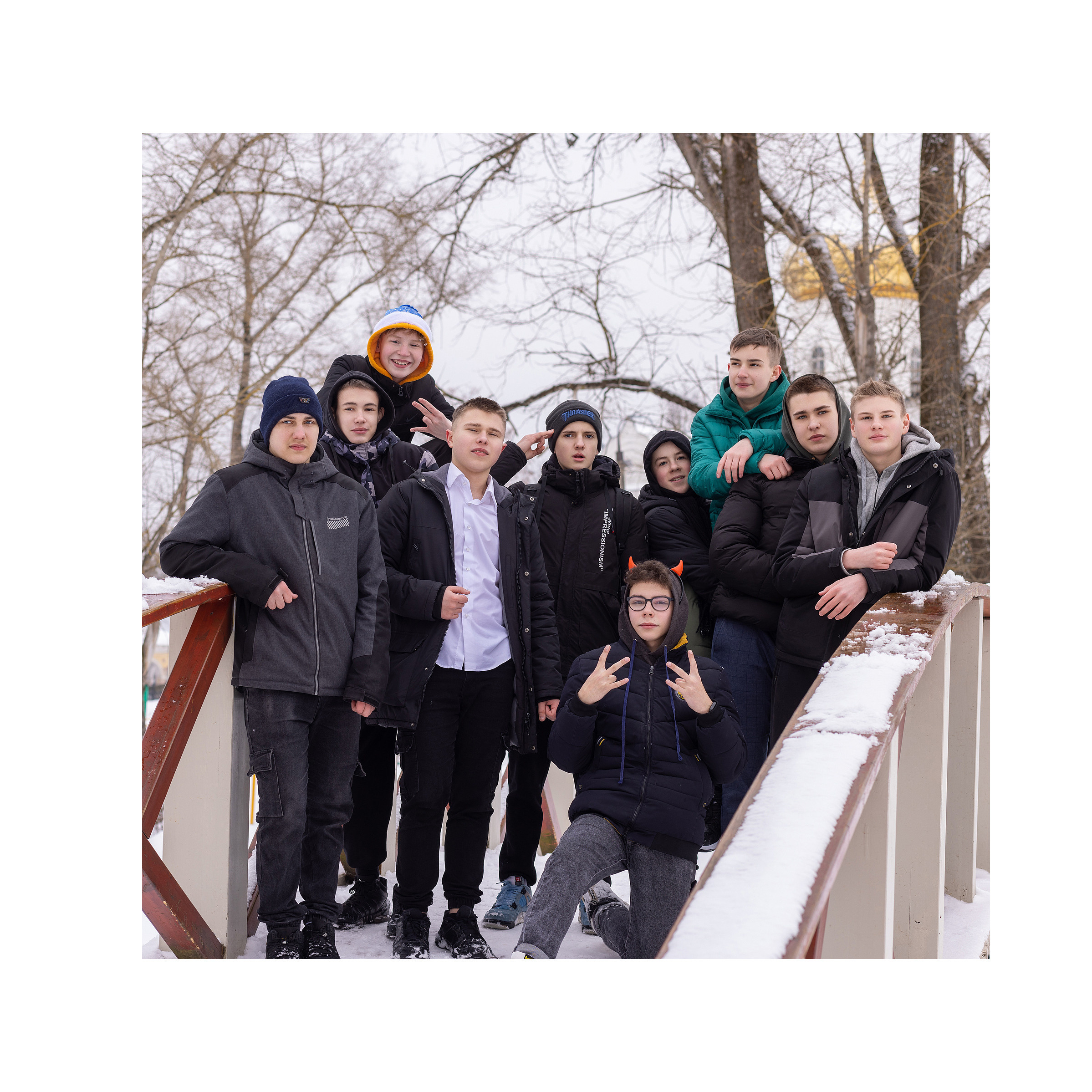 Многостраничная книга Эконом, 36 страниц «BLUE». Студия выпускных альбомов Остров