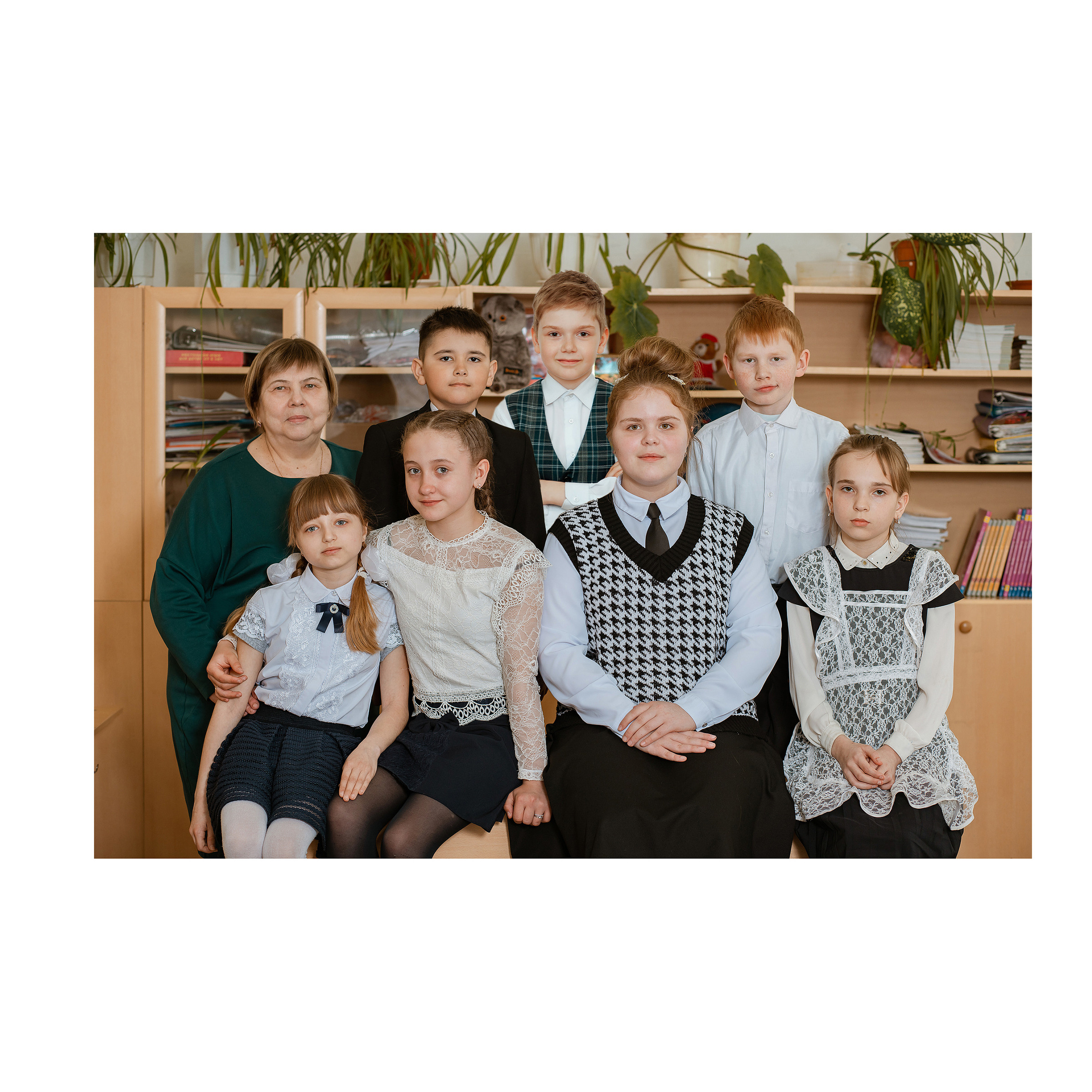 Многостраничная книга Интервью, 24 страницы «Лукоморье». Студия выпускных альбомов Остров от 1400 р