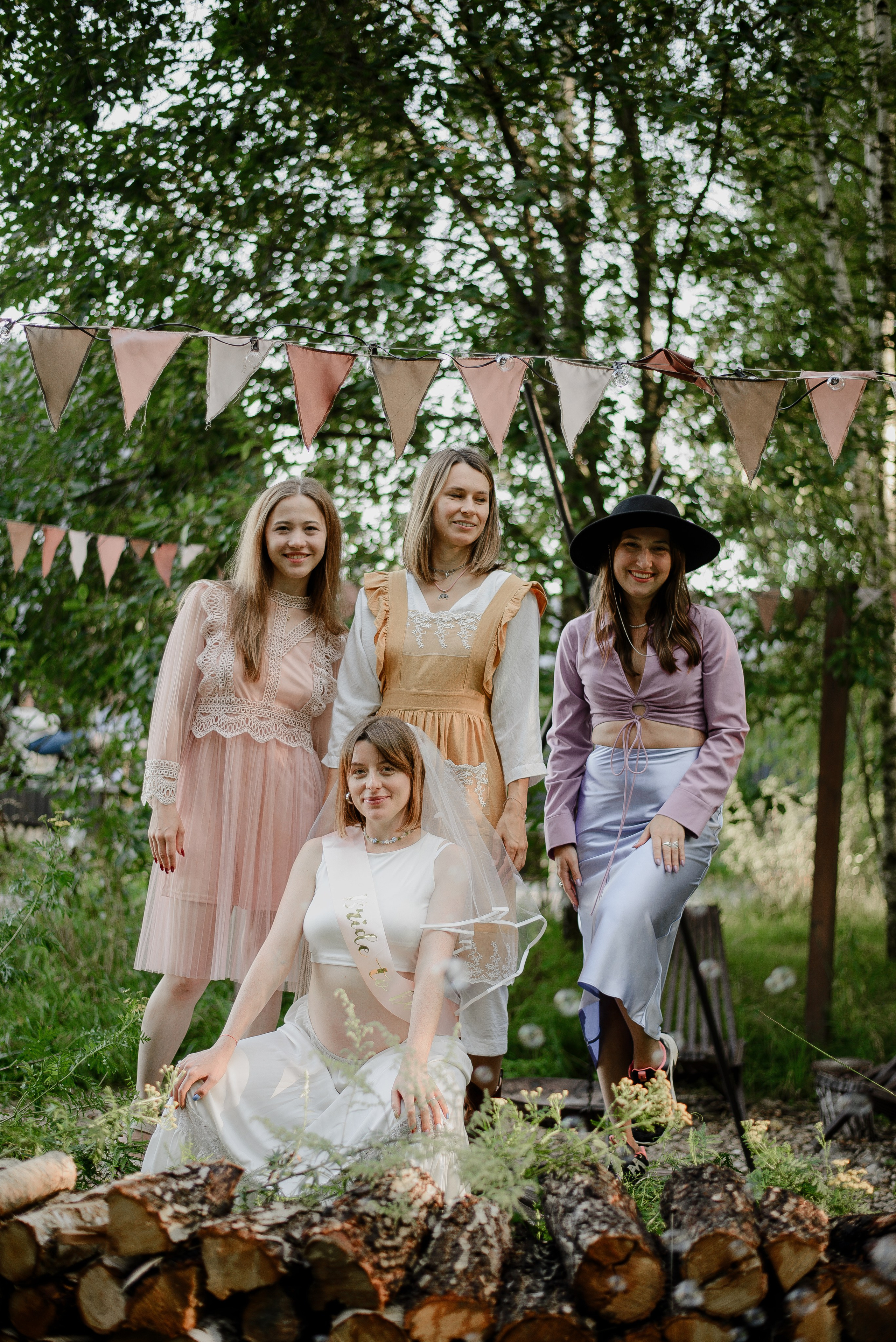 Девичник. Дина — ваш фотограф в Коломне и Москве. Живые портреты, любимые люди, важные события. Всё, что хочется помнить