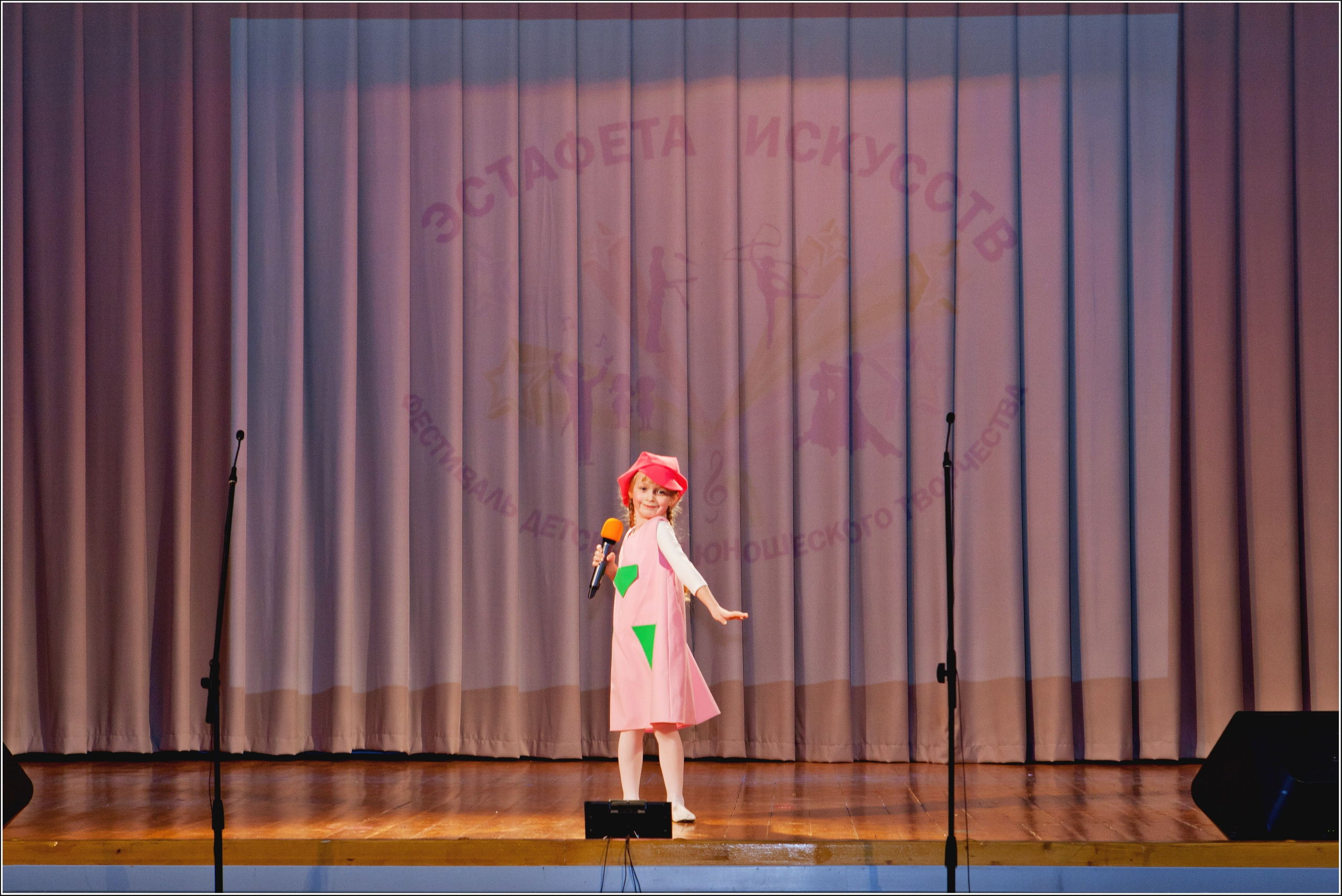 Эстрадный ансамблю Дежавю Эстафета Искусств. Фото и видео Москва, Московский. Свадебный фотограф, видеограф, фотосессии, видеосъемка