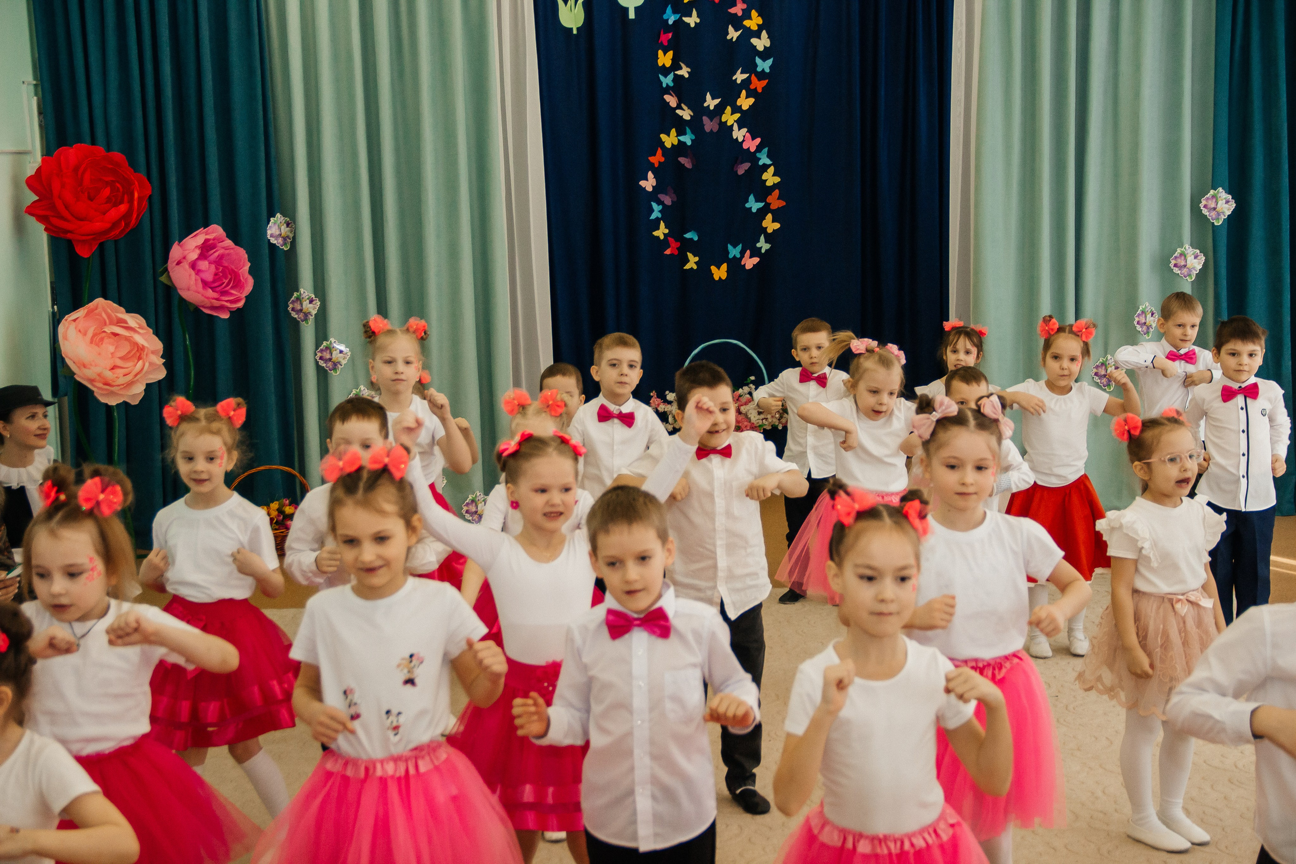 Садик утренник к 8 марта. Фотограф в Екатеринбурге Катерина Березина