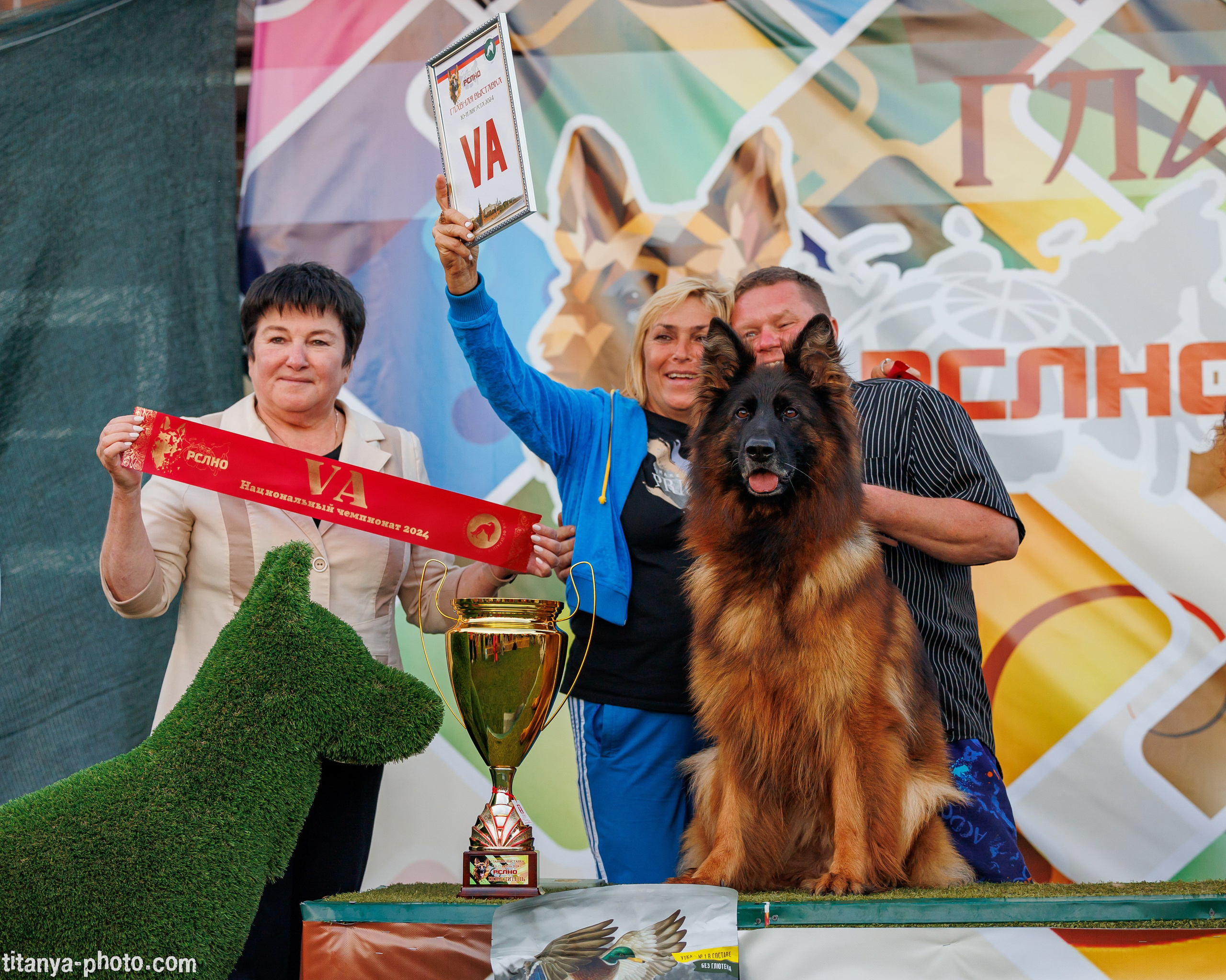 Фотографии с монопородных выставок немецких овчарок. Фотограф собак, фотограф-анималист Аня Титова (Titanya). Москва
