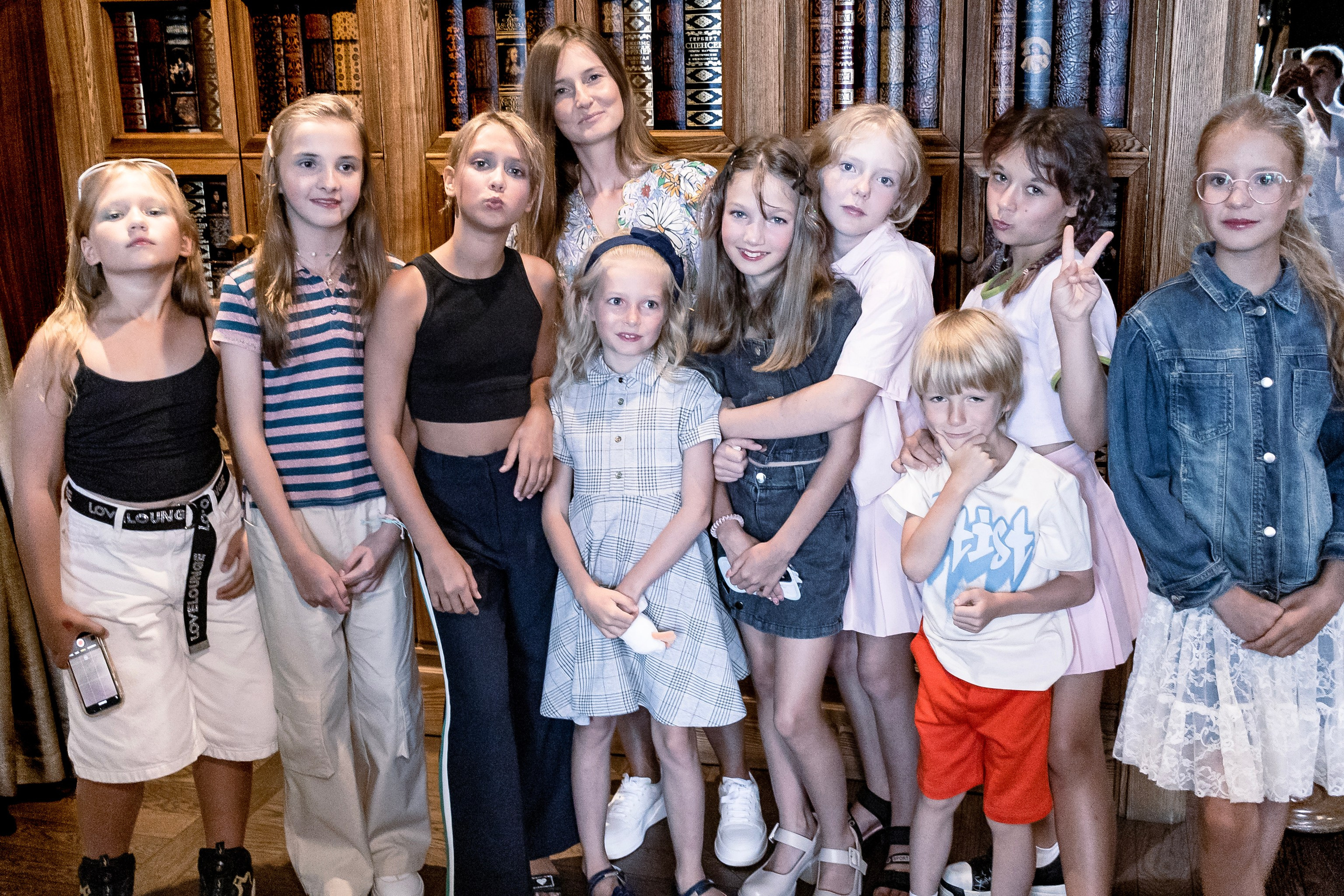 Выездной мастер-класс по макияжу для подростков 1 сентября. Школа для девочек во Владивостоке — Само Совершенство