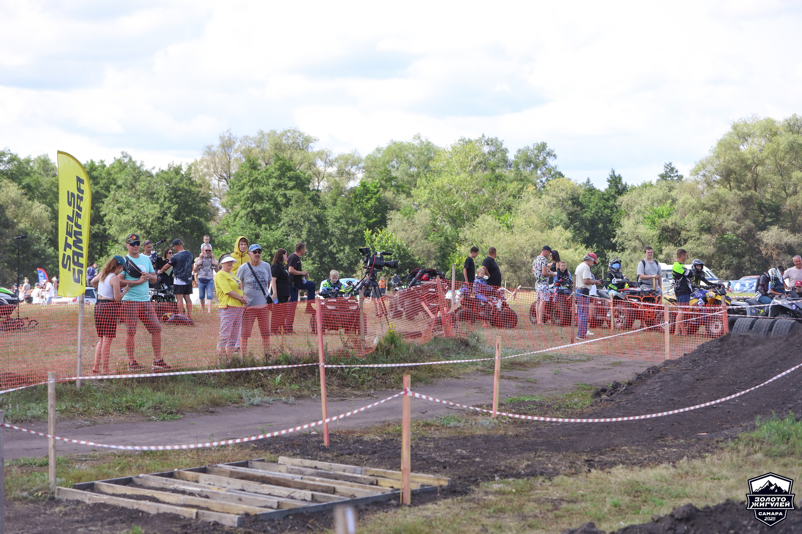 Заезды «МИНИ ДЕТИ» и «МАКСИ ДЕТИ». Кубок России по гонкам с водными препятствиями на квадроциклах «Золото Жигулей 2025». Спортивный фотограф в Самаре