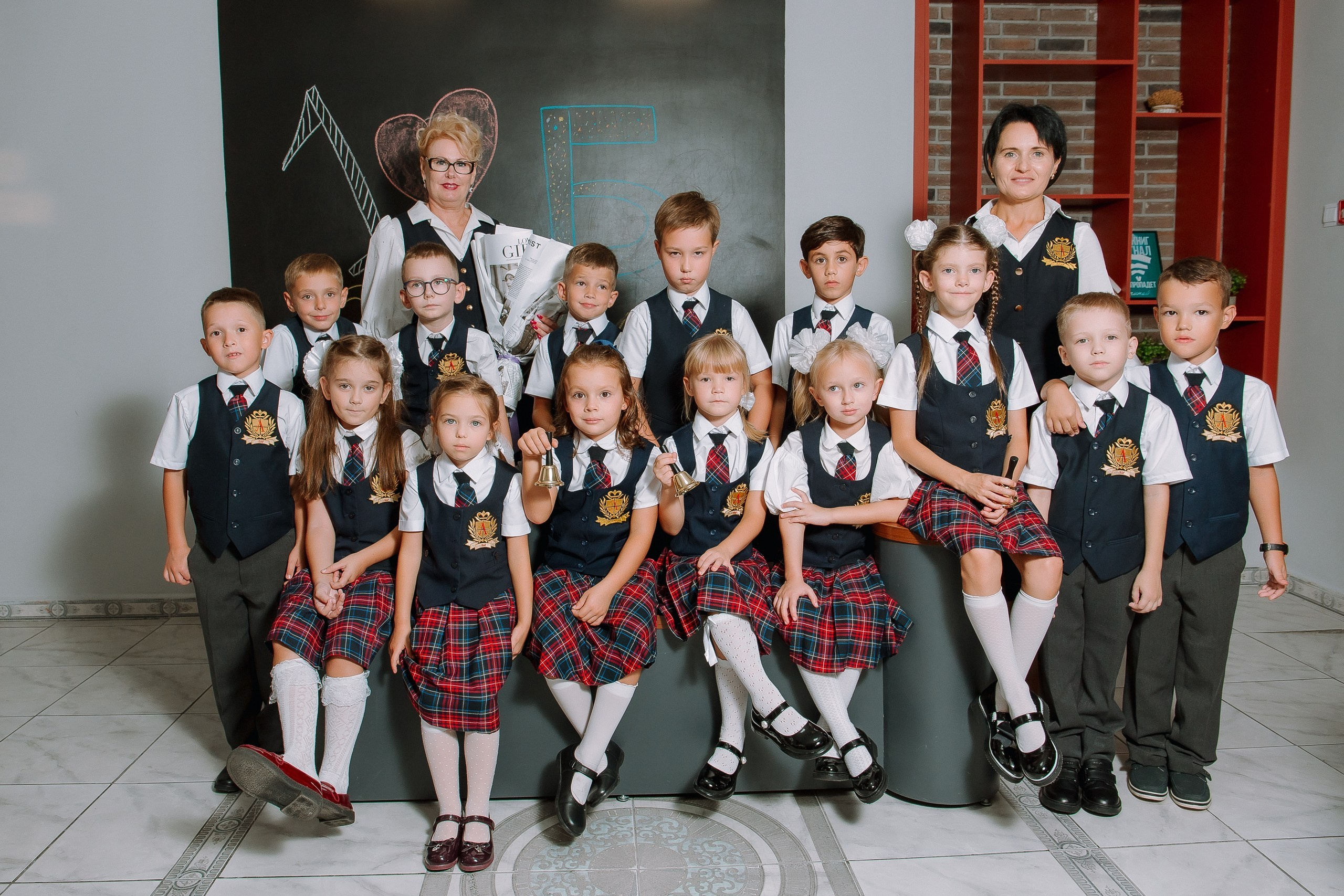 1 класс школа «Личность». Выпускные альбомы Натальи Бутко: Новороссийск, Анапа, Геленджик