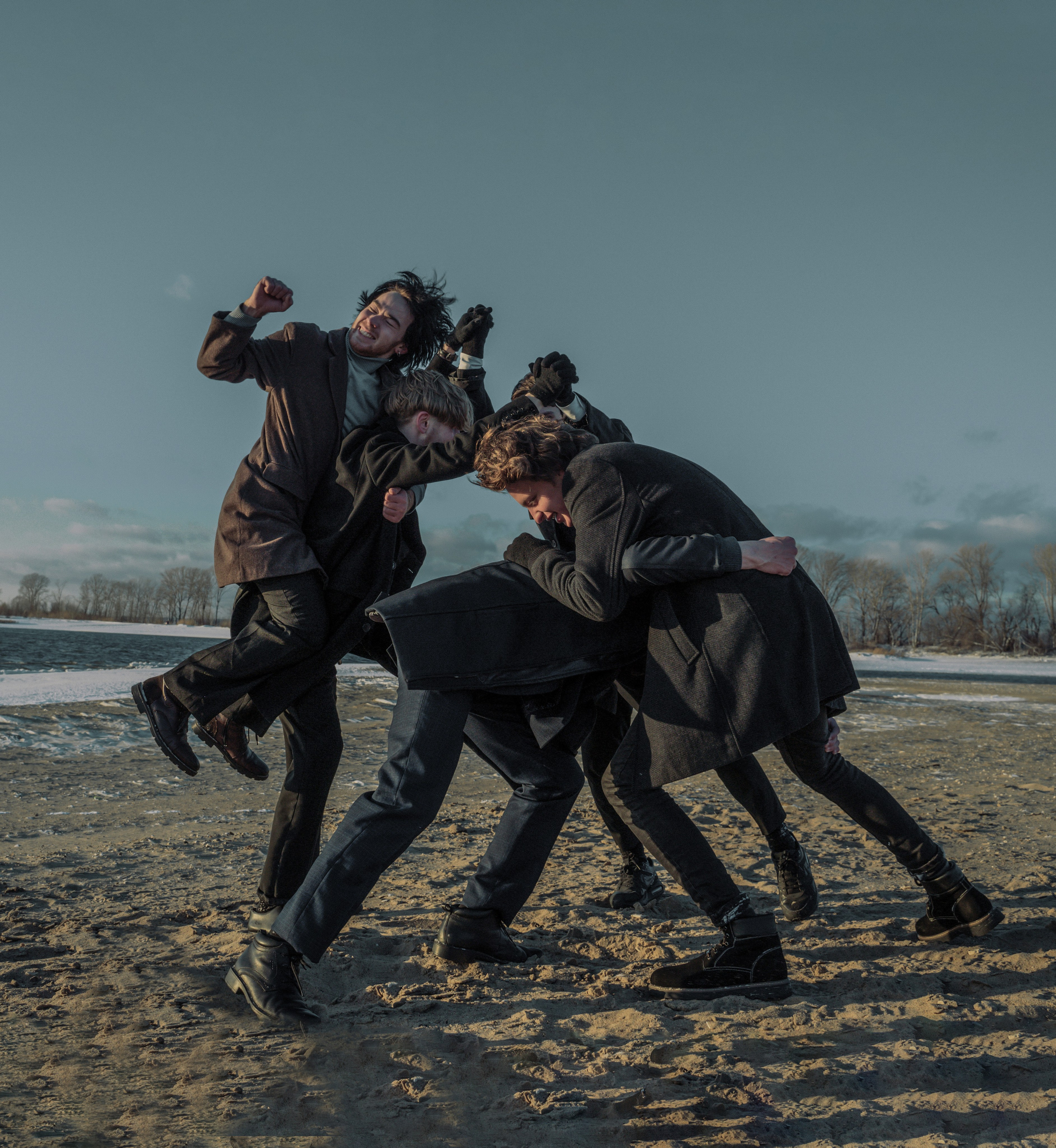 Замершие поэты