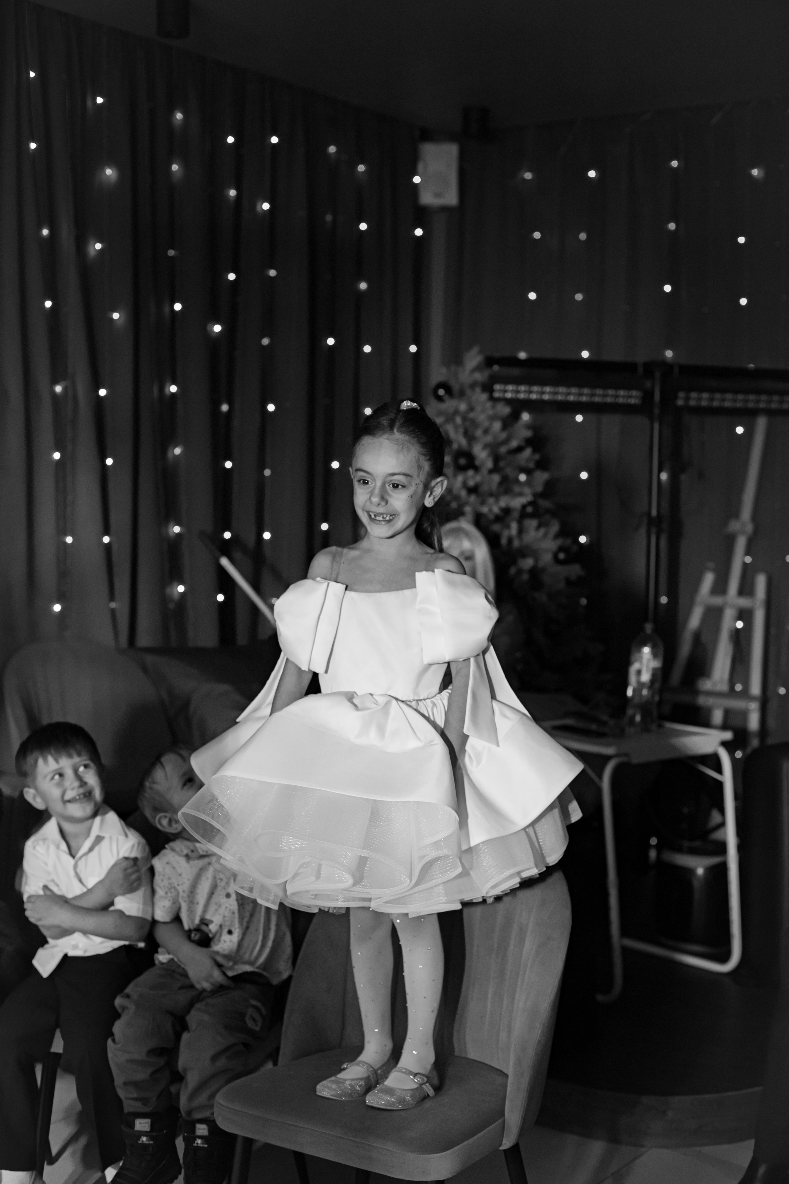 ASIA'S BIRTHDAY PARTY. Photokarish