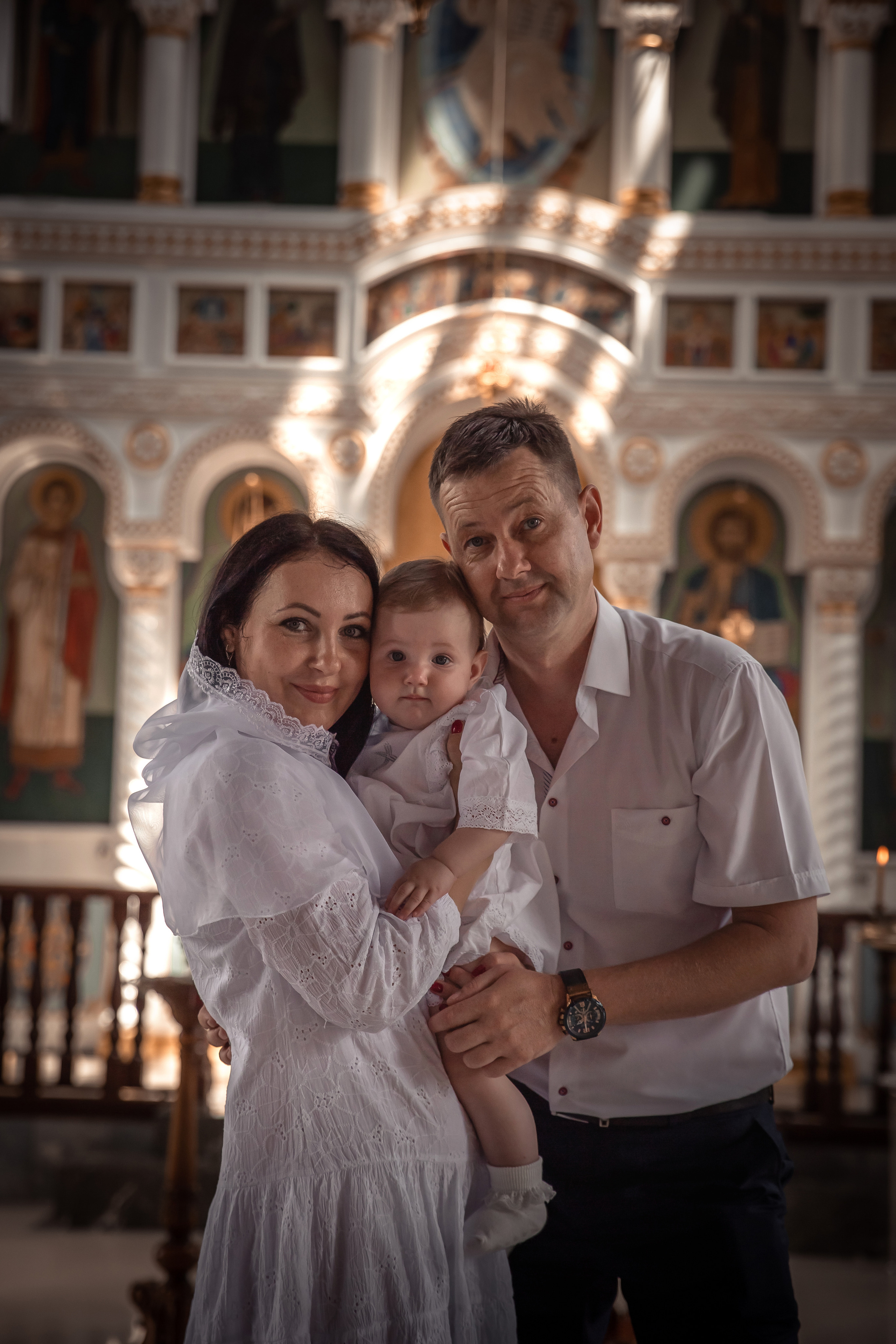 Фотосъёмка таинства крещения Крымск. Фотограф Любава Колесник. Выпускные альбомы в Крымском районе