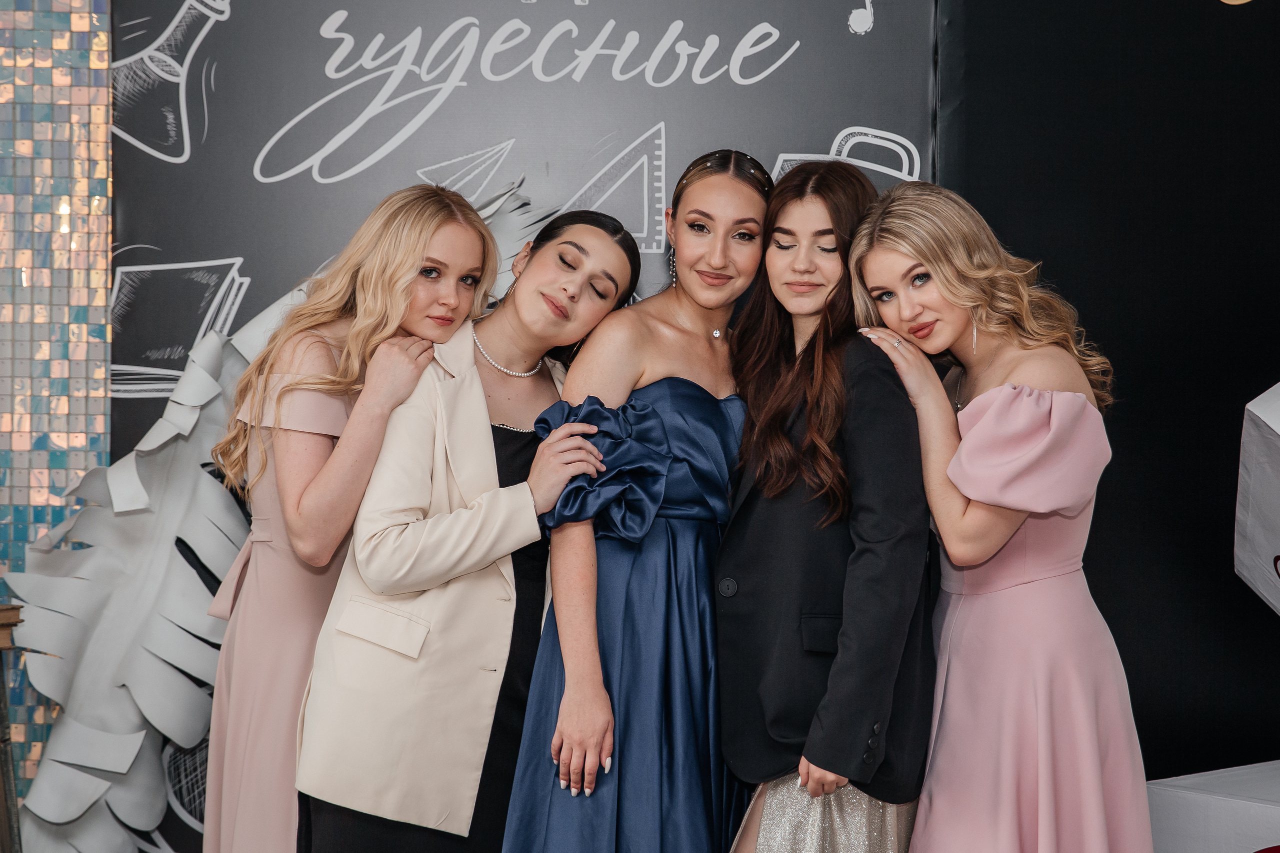 Фотокнига, выпускной альбом цена Крымск, Абинск, Краснодарский край. Фотограф Любава Колесник. Выпускные альбомы в Крымском районе