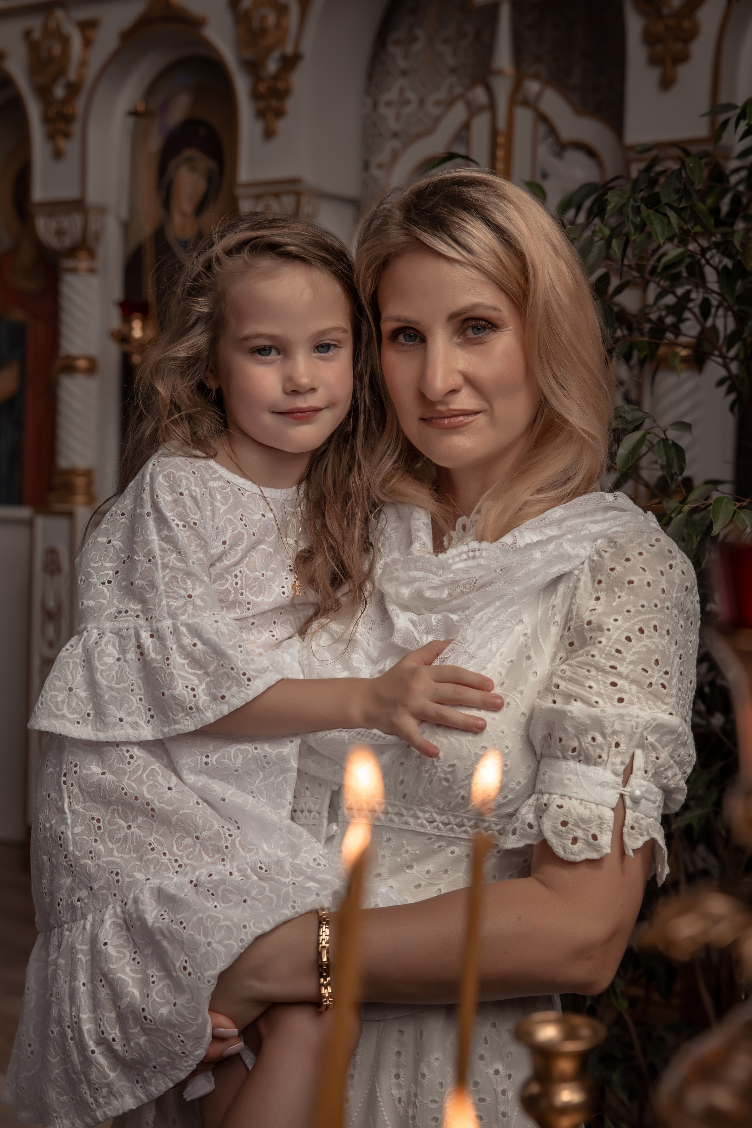 Фотосъёмка таинства крещения Крымск. Фотограф Любава Колесник. Выпускные альбомы в Крымском районе