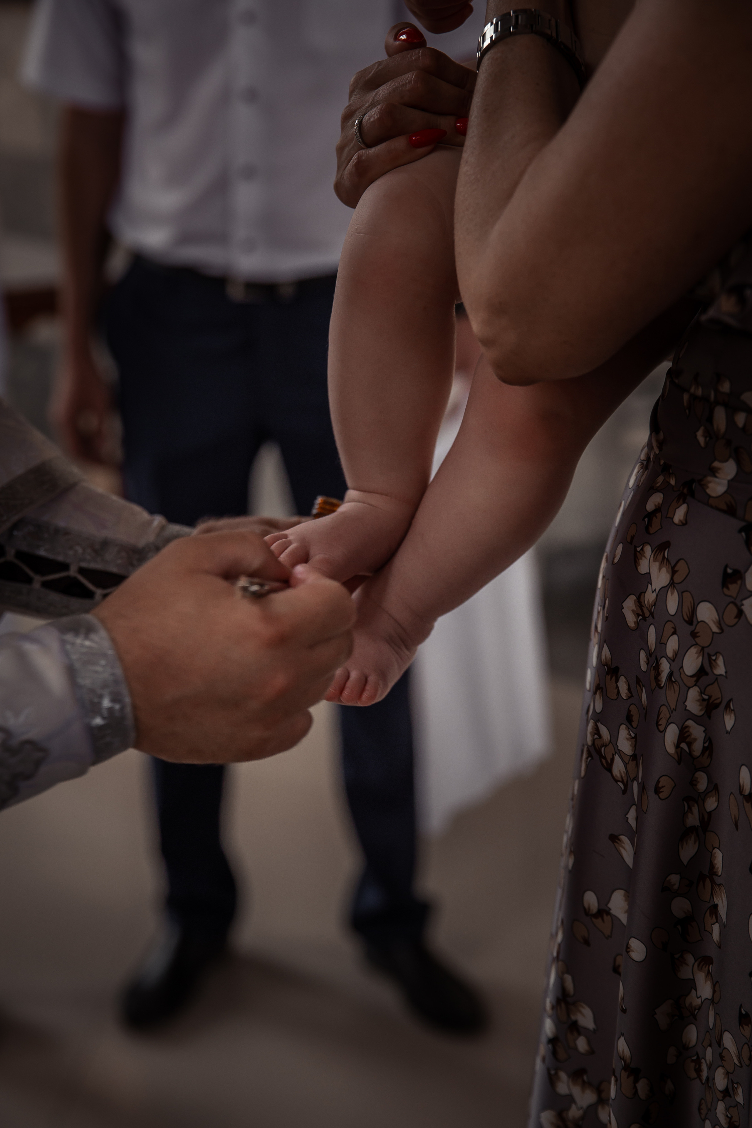 Фотосъёмка таинства крещения Крымск. Фотограф Любава Колесник. Выпускные альбомы в Крымском районе