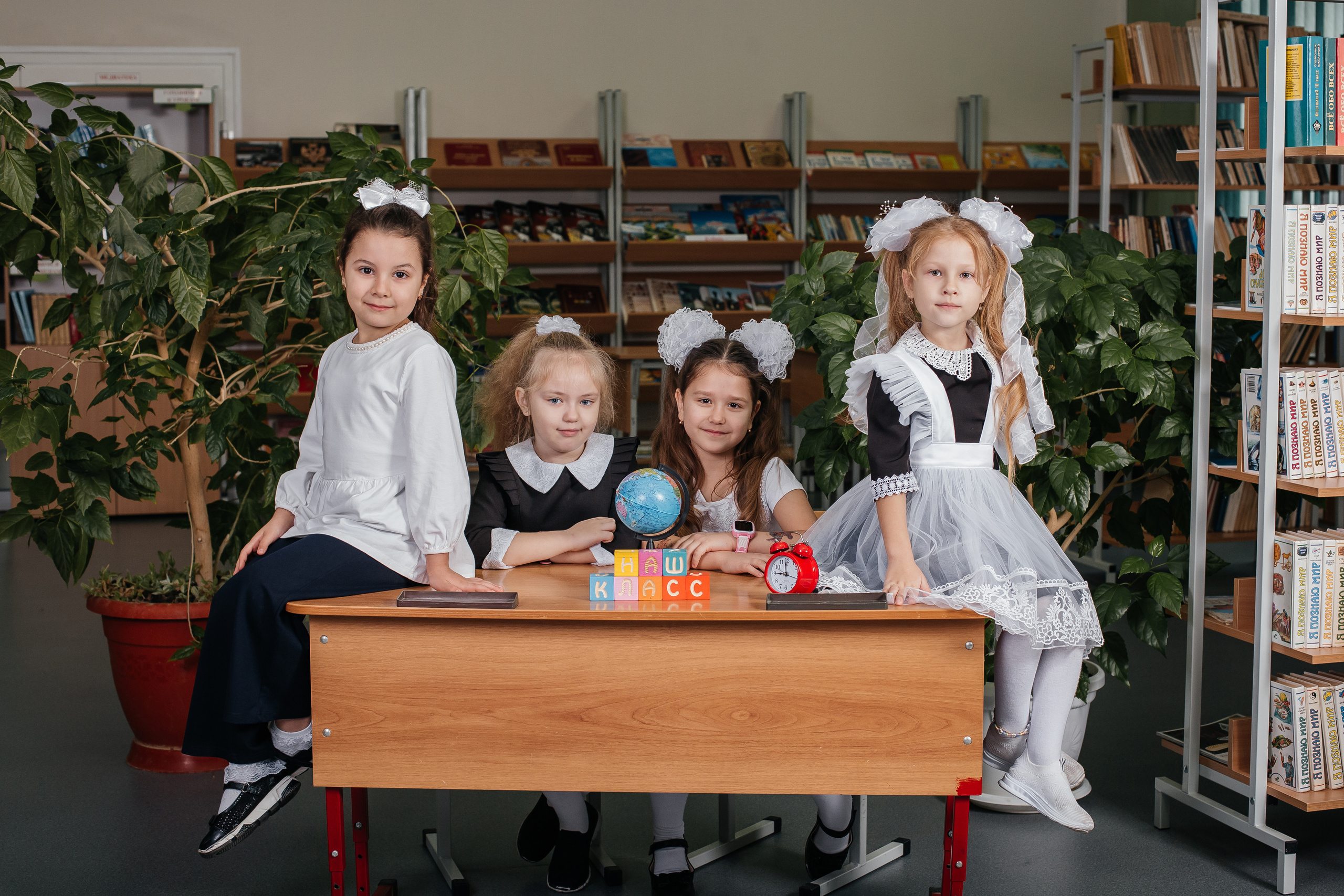 Фотосессия в начальной школе Крымск. Фотограф Любава Колесник. Выпускные альбомы в Крымском районе