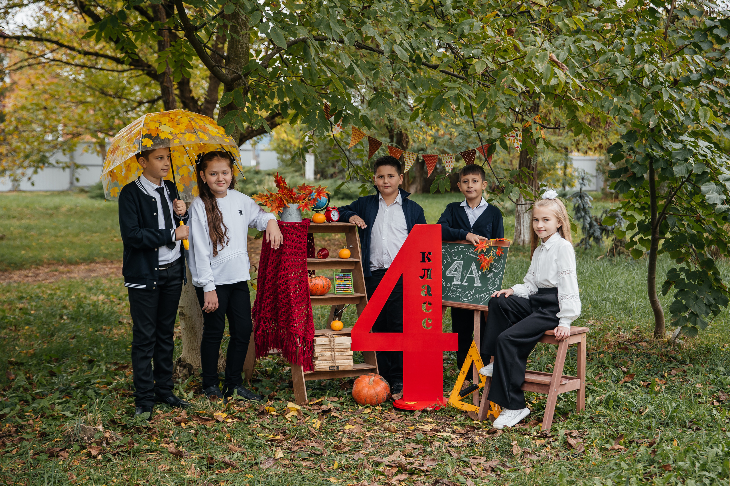 Фотосессия в начальной школе Крымск. Фотограф Любава Колесник. Выпускные альбомы в Крымском районе