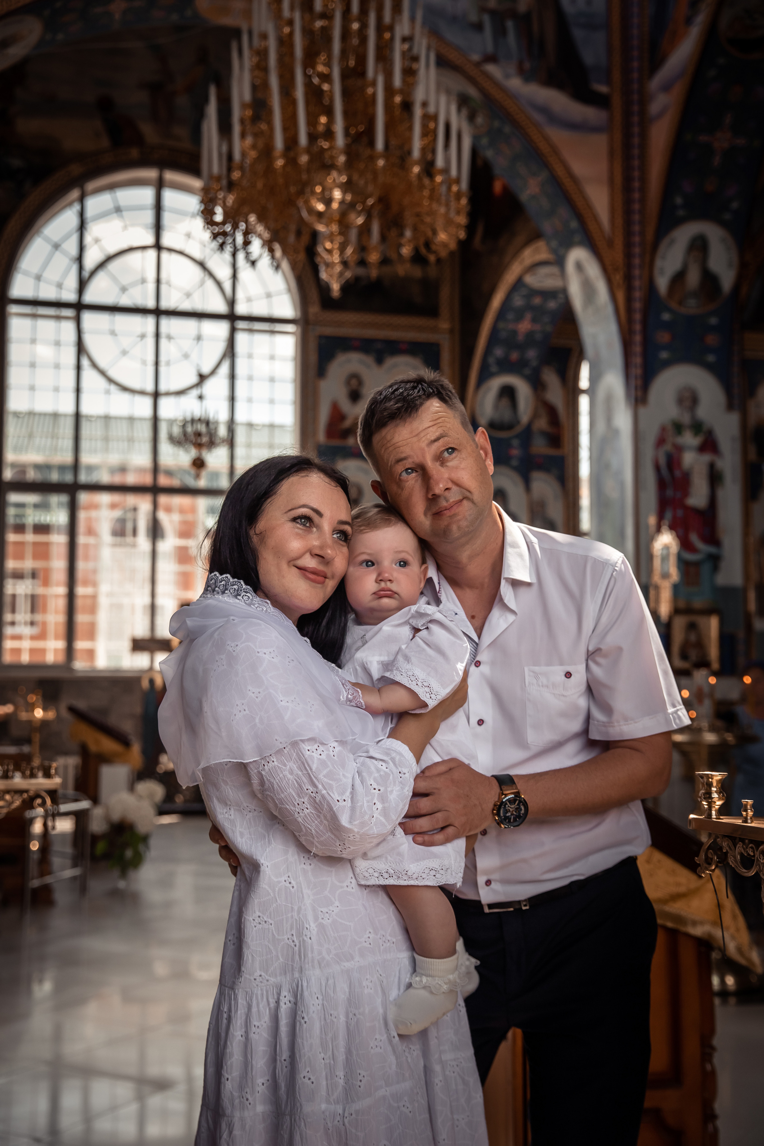 Фотосъёмка таинства крещения Крымск. Фотограф Любава Колесник. Выпускные альбомы в Крымском районе