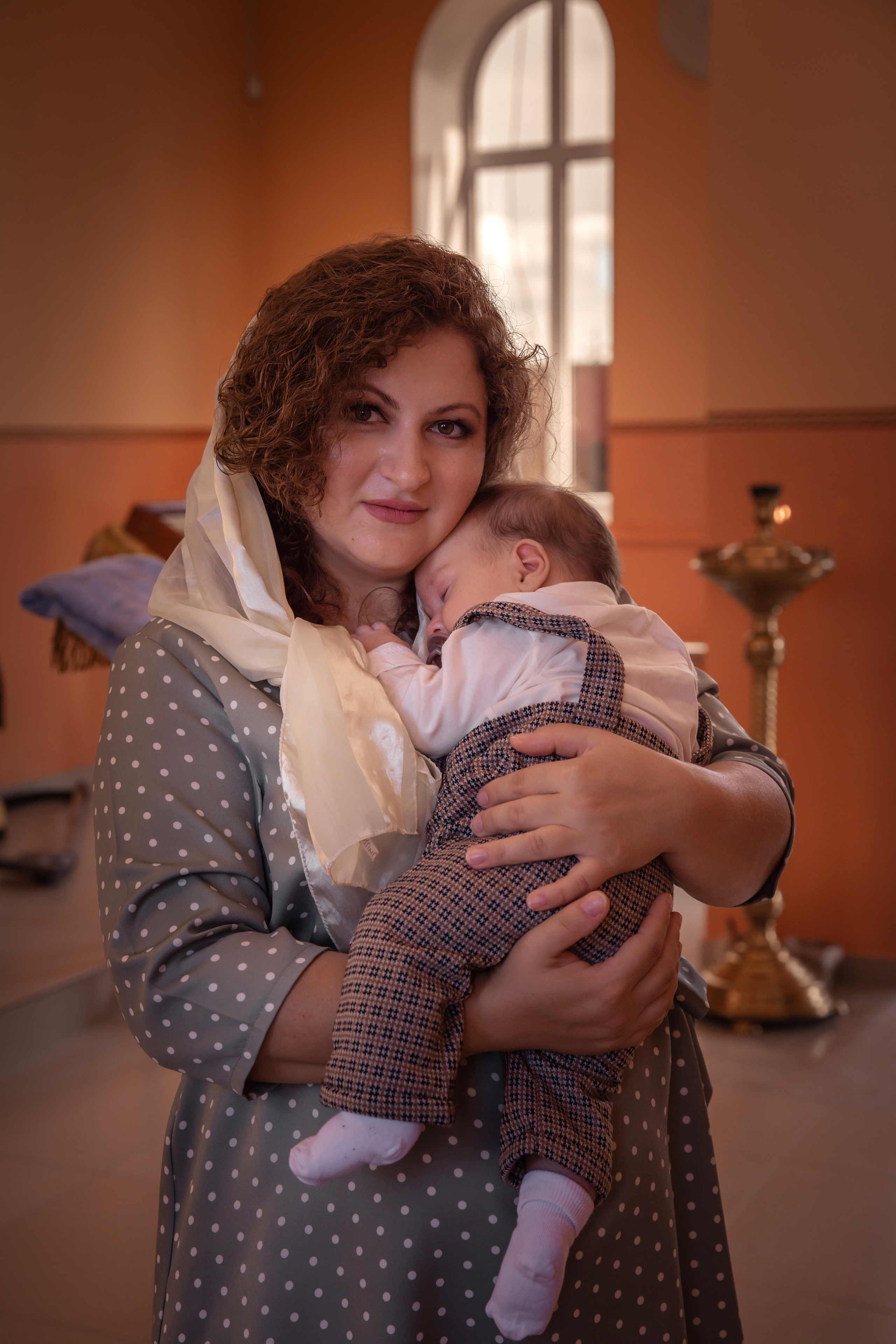 Фотосъёмка таинства крещения Крымск. Фотограф Любава Колесник. Выпускные альбомы в Крымском районе