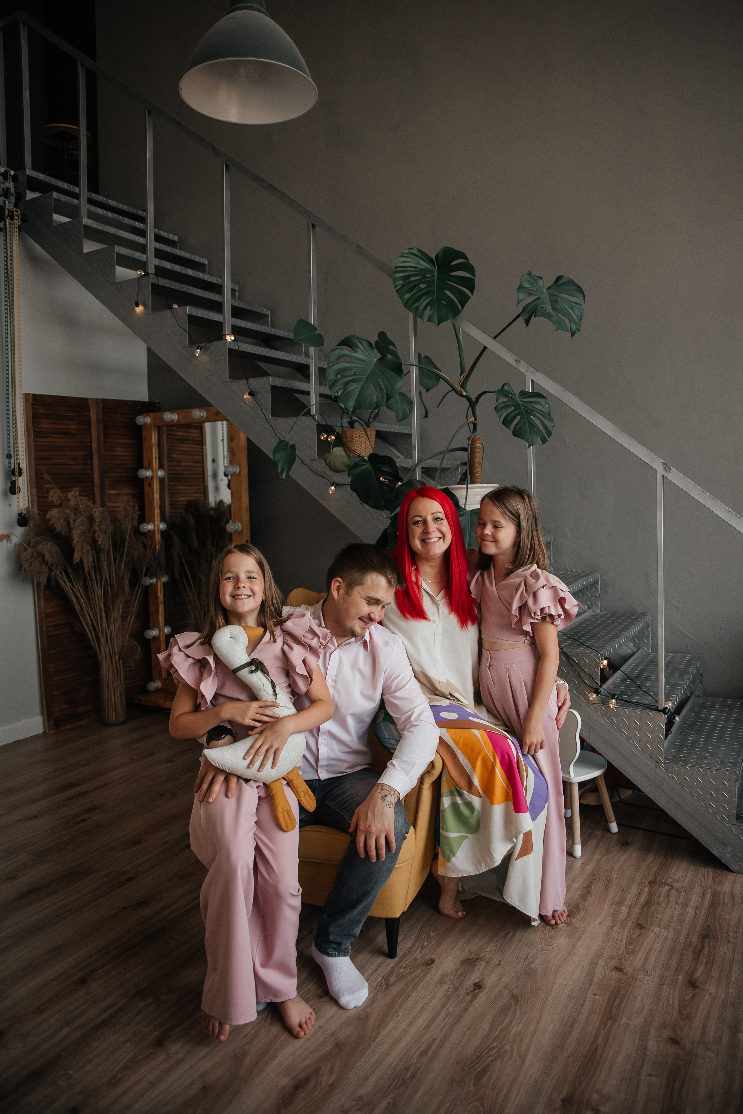 Семейная студийная. Свадебный и семейный фотограф в городе Смоленске