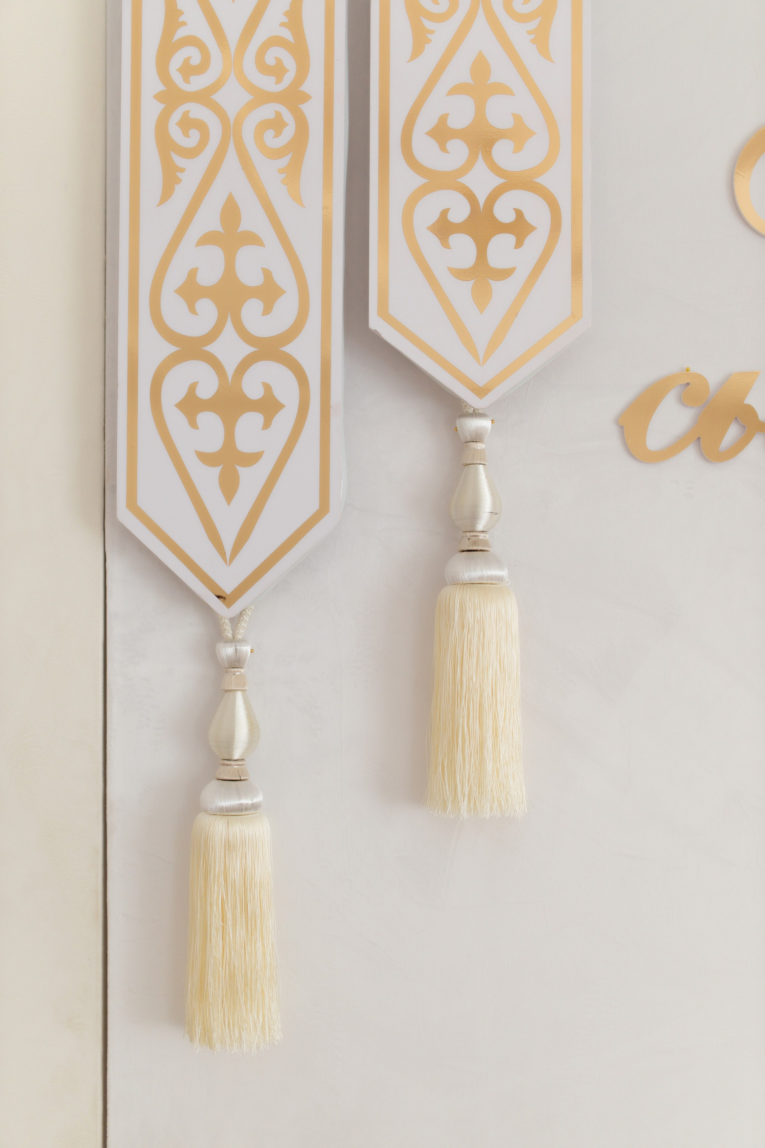 Aynur — syrğa salu. Wedding and Love story Photographer