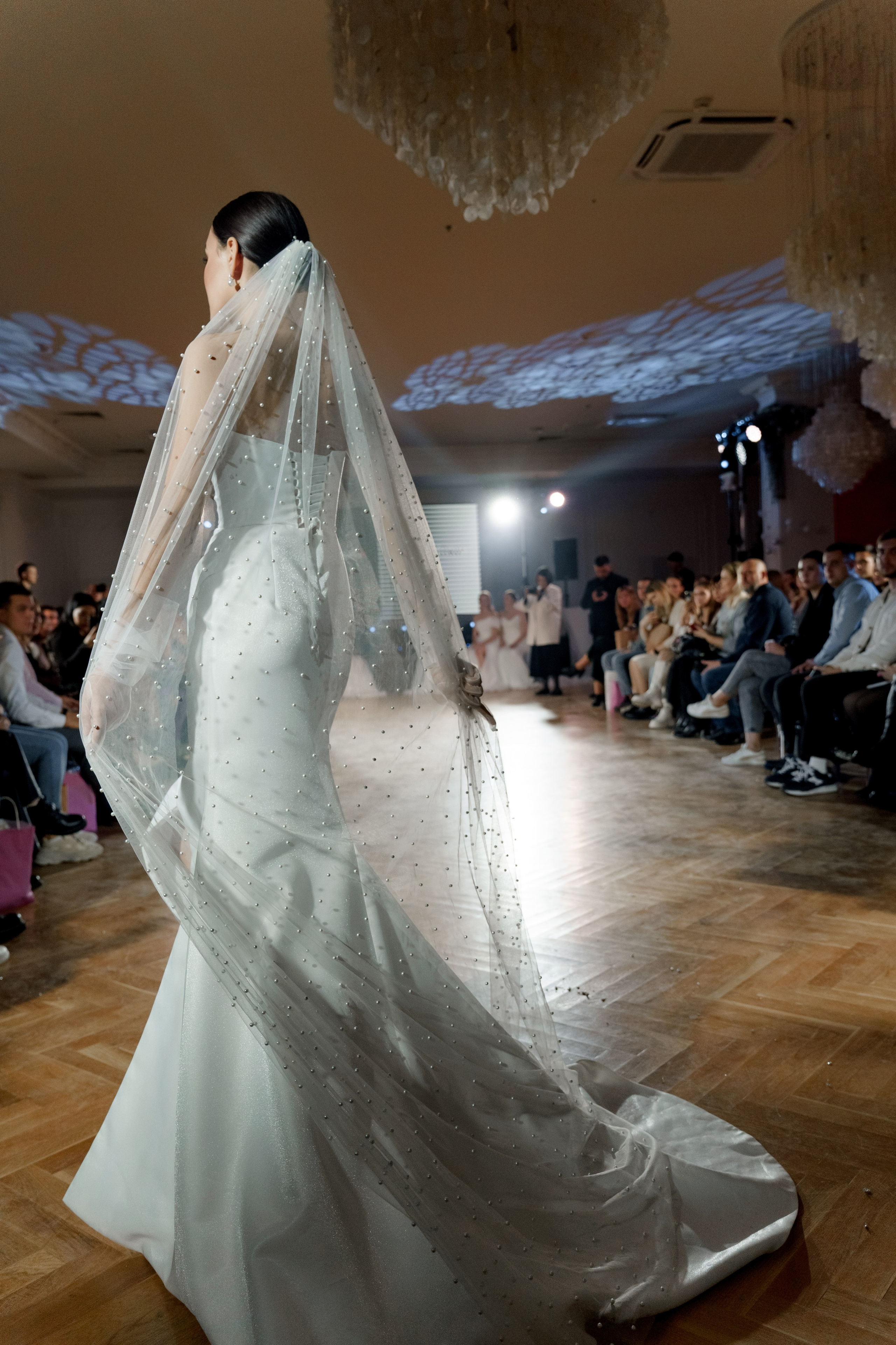 Выставка свадебных специалистов «Свадьба на 1000%». Свадебный фотограф в Санкт-Петербурге