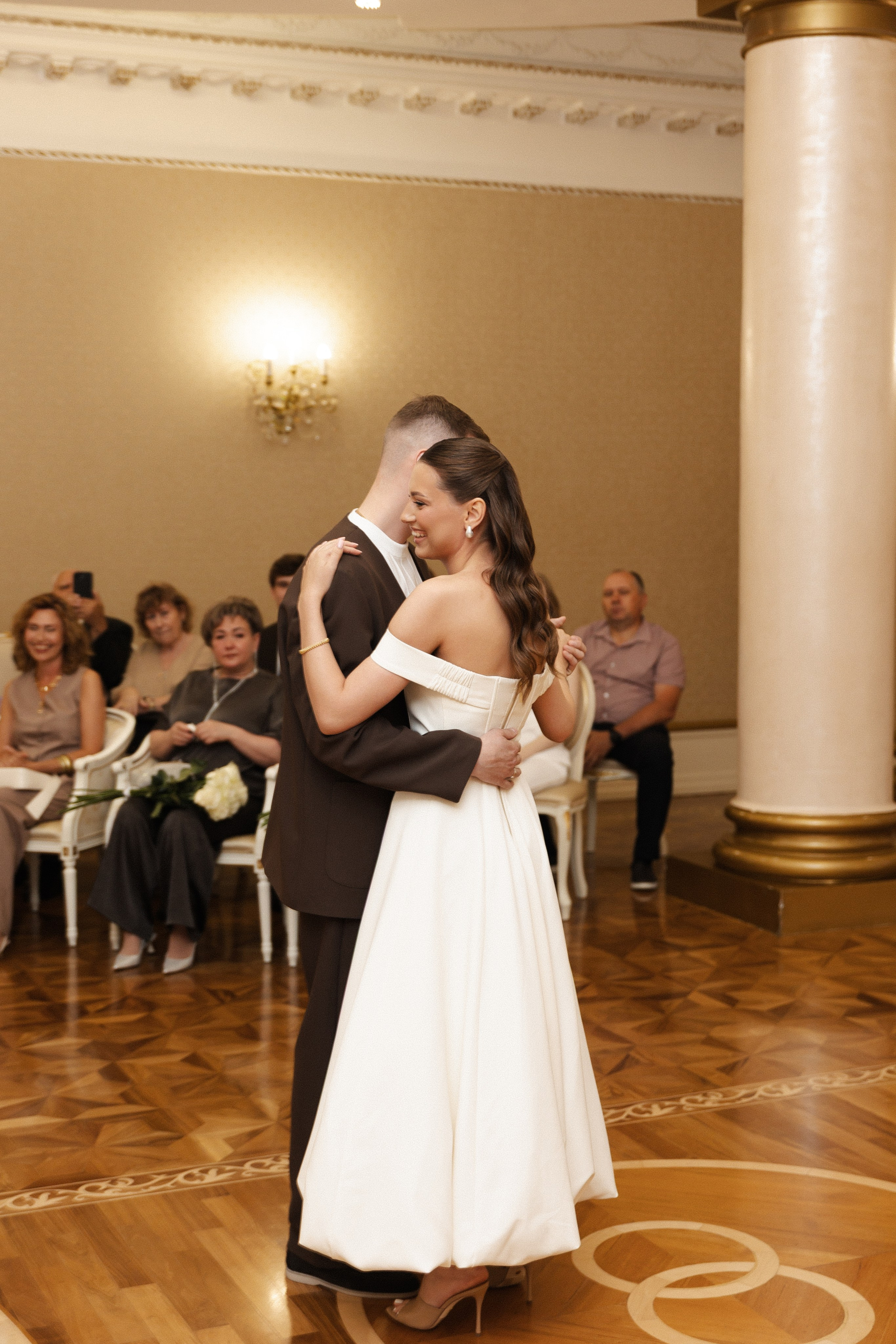 Виктор и Александра. Фотограф Тюмень Пушковская Кристина