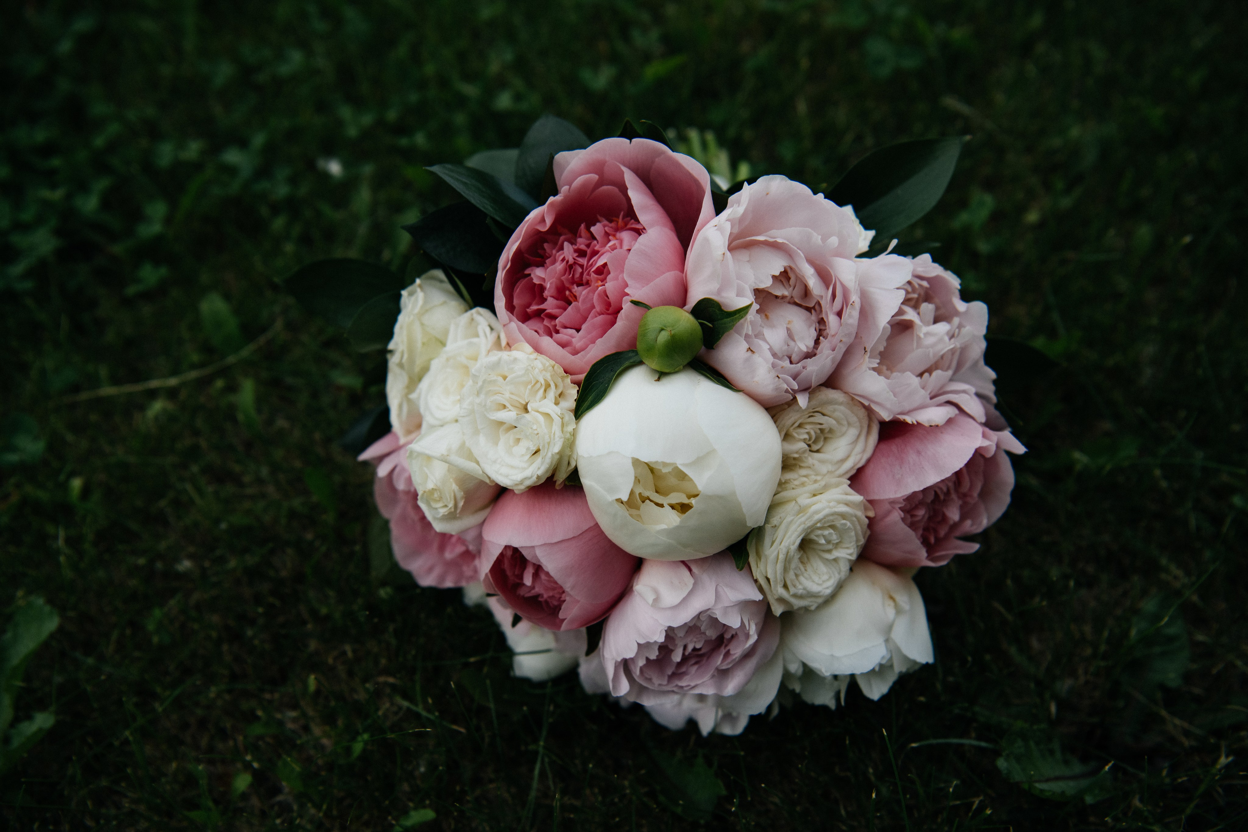 alt="Свадебная фотосессия в Барнауле. Свадебный фотограф Анна Глухова"