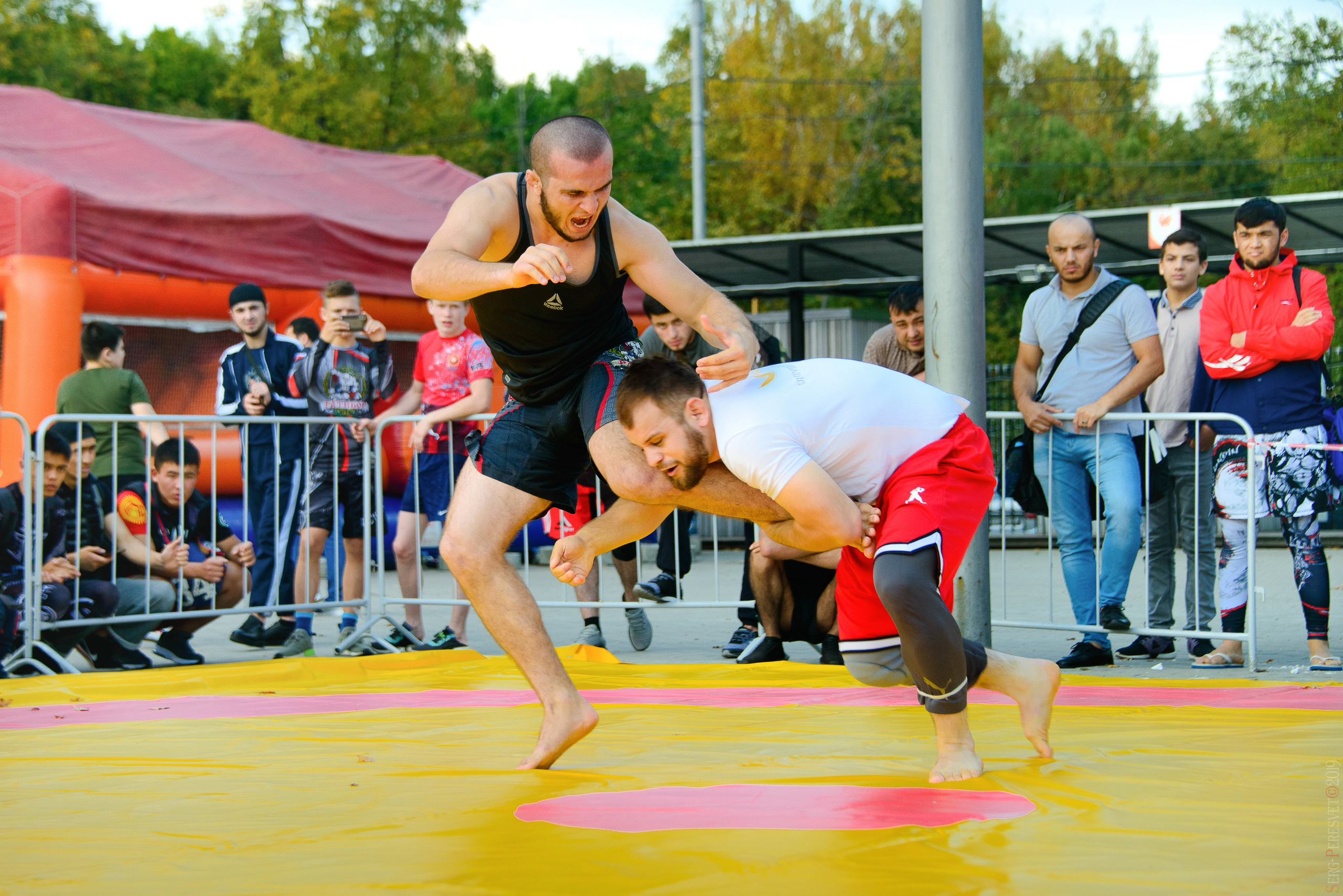 Спорт — Рукопашный бой, борьба, карате, кудо, айкидо, капоэйра, дзюдо, бокс. Ваш фотограф на праздник в Москве, Раменском, Жуковском, Люберцах