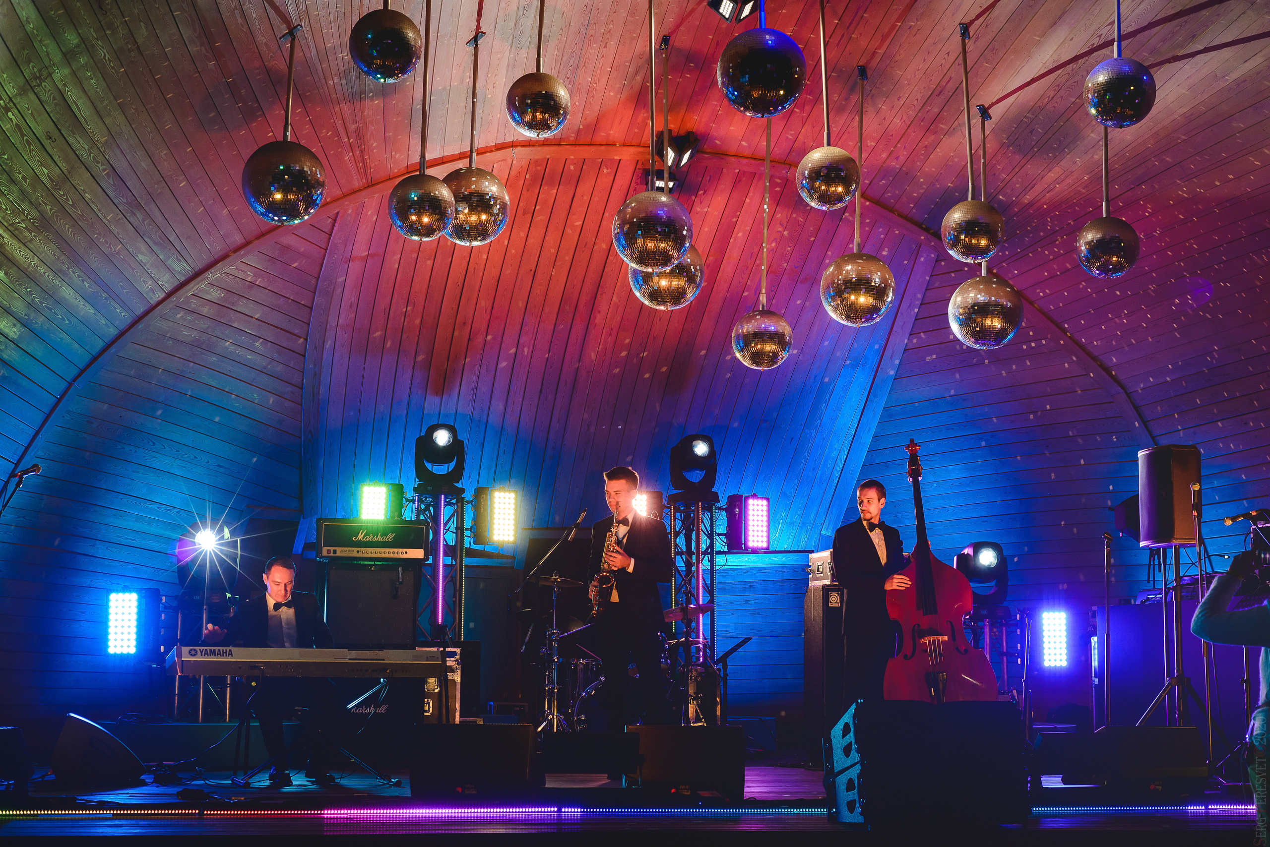 Репортажная съемка на концерт, для музыкантов, фотограф Пересвет. Ваш фотограф на праздник в Москве, Раменском, Жуковском, Люберцах