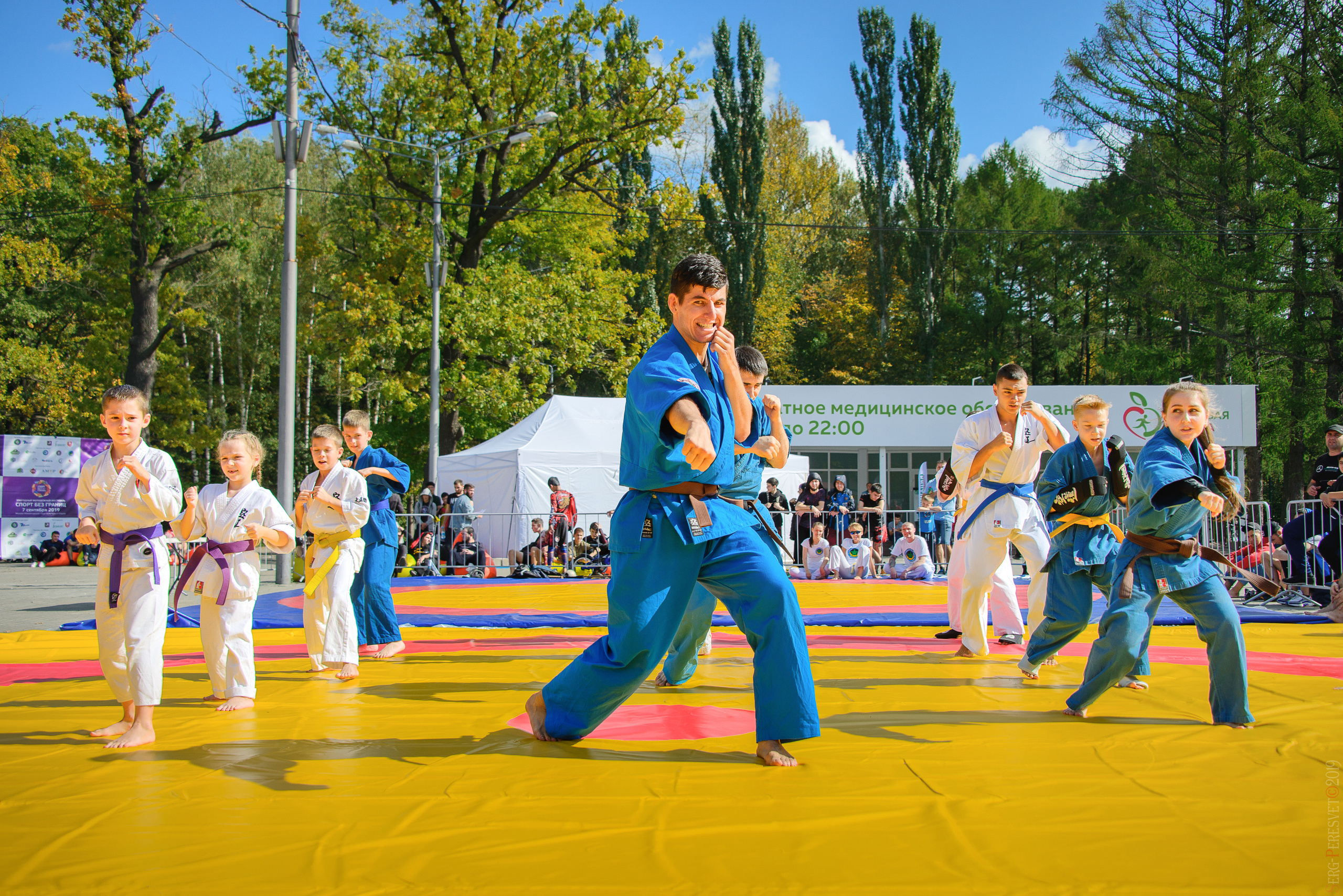 Спорт — Рукопашный бой, борьба, карате, кудо, айкидо, капоэйра, дзюдо, бокс. Ваш фотограф на праздник в Москве, Раменском, Жуковском, Люберцах